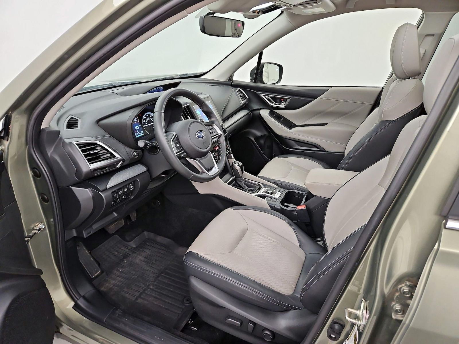 2019 Subaru Forester Limited - Photo 12