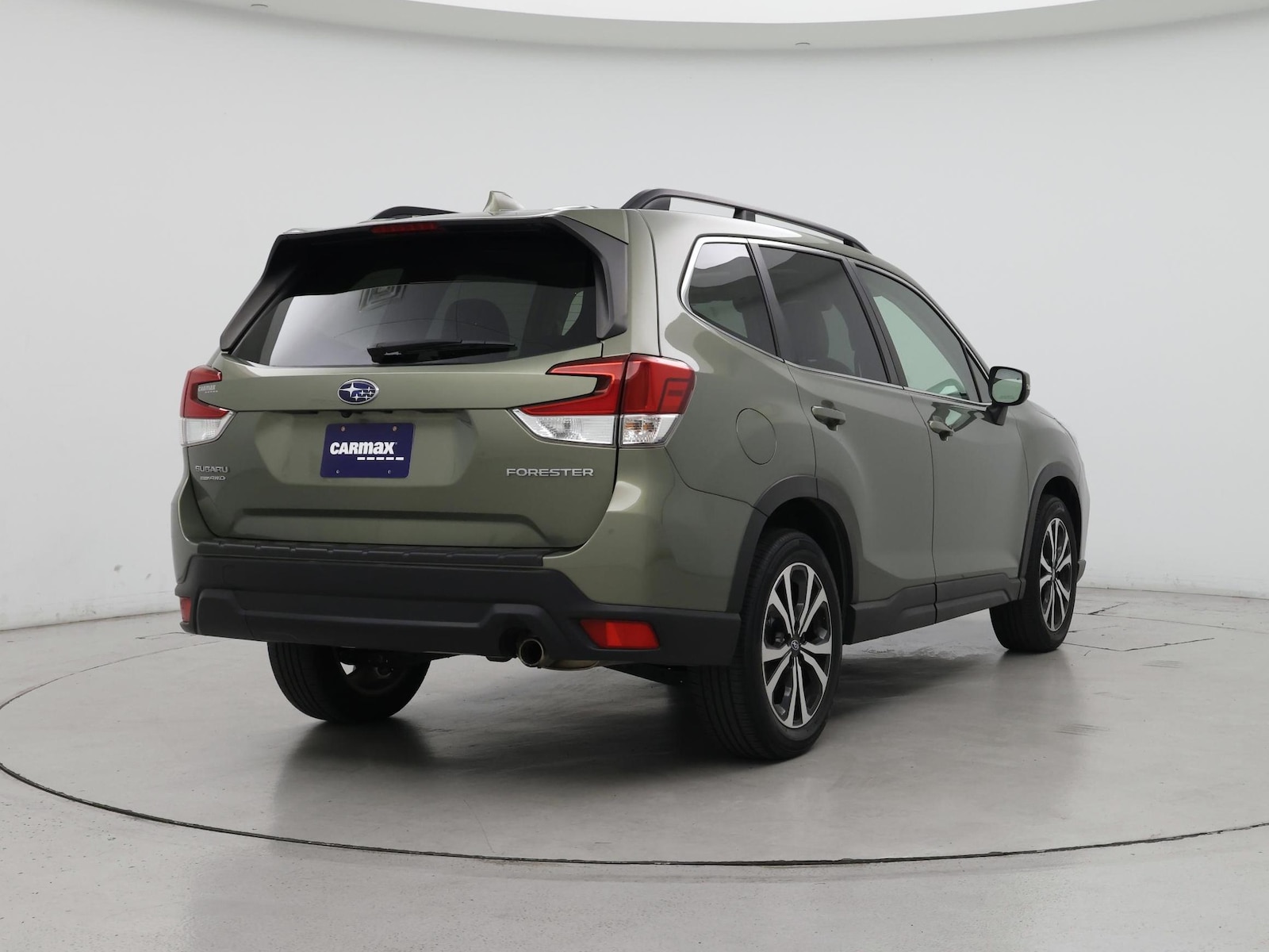 2019 Subaru Forester Limited - Photo 9