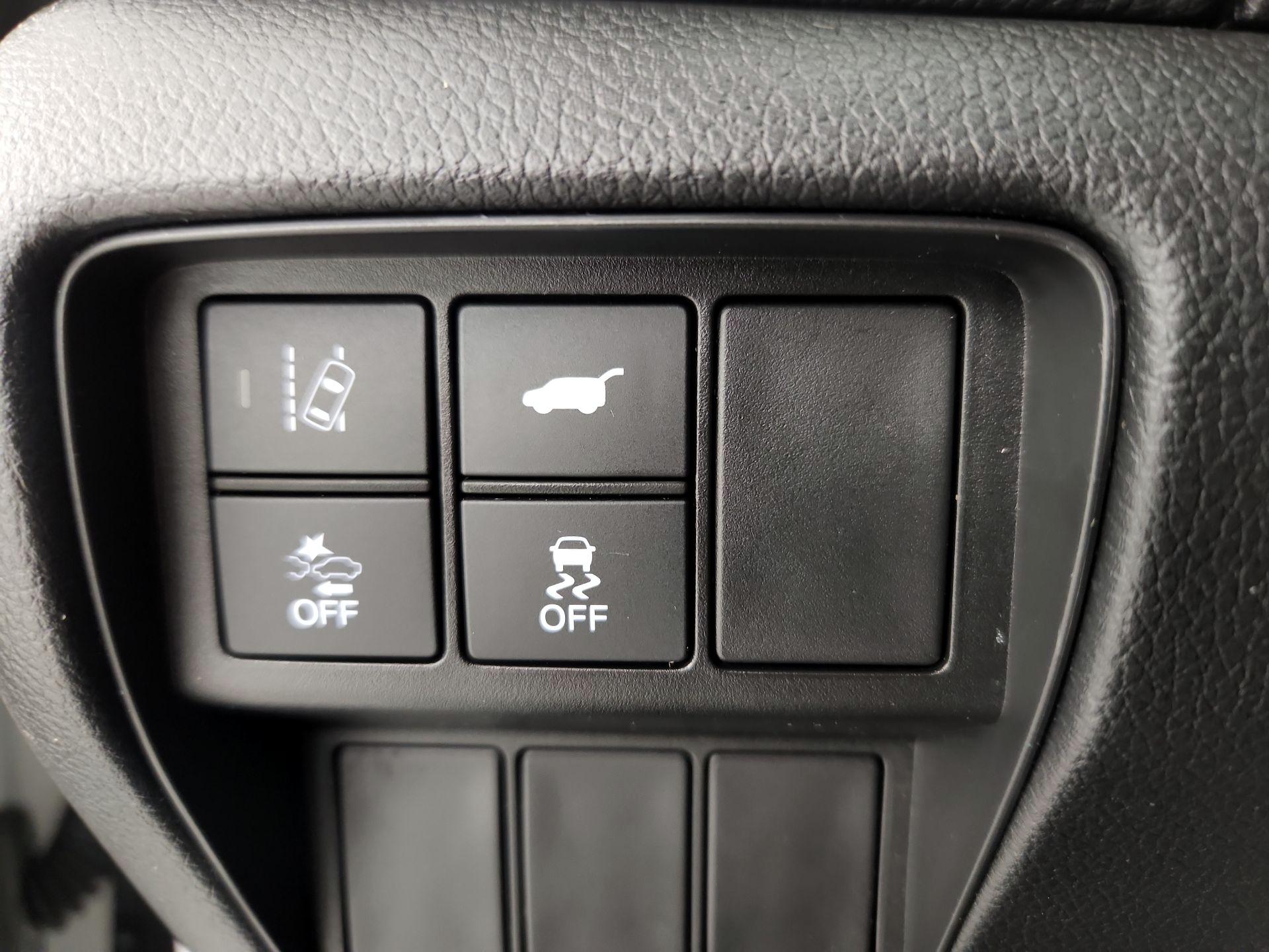 Thumbnail: 2017 Honda CR-V - 13