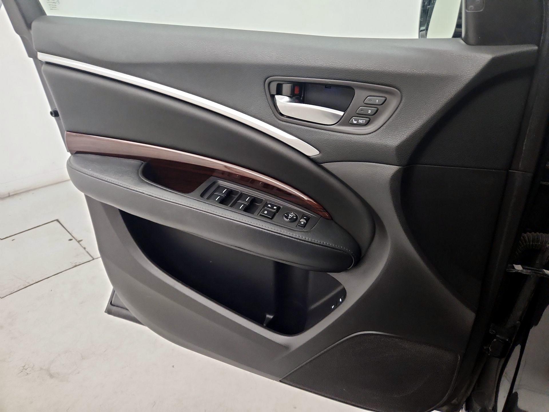 Thumbnail: 2016 Acura MDX - 12