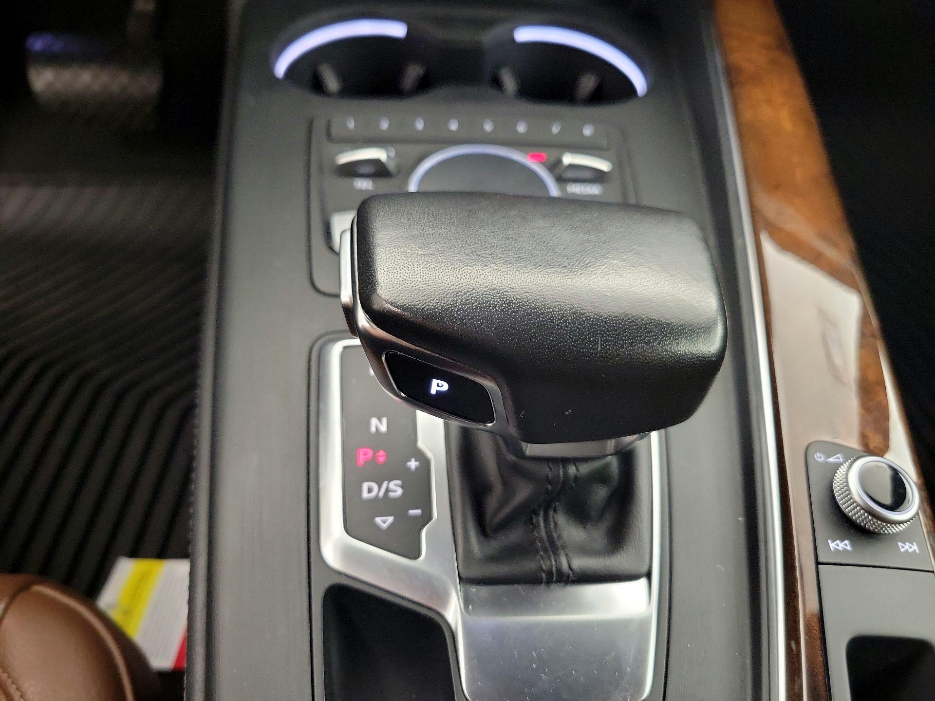 Thumbnail: 2019 Audi A4 - 18