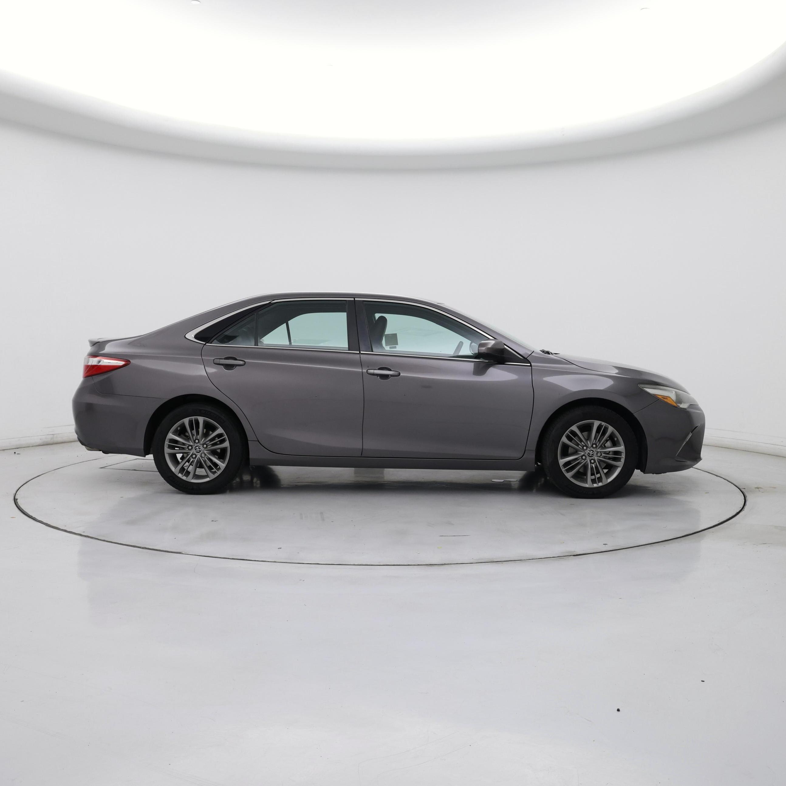 Thumbnail: 2015 Toyota Camry - 7