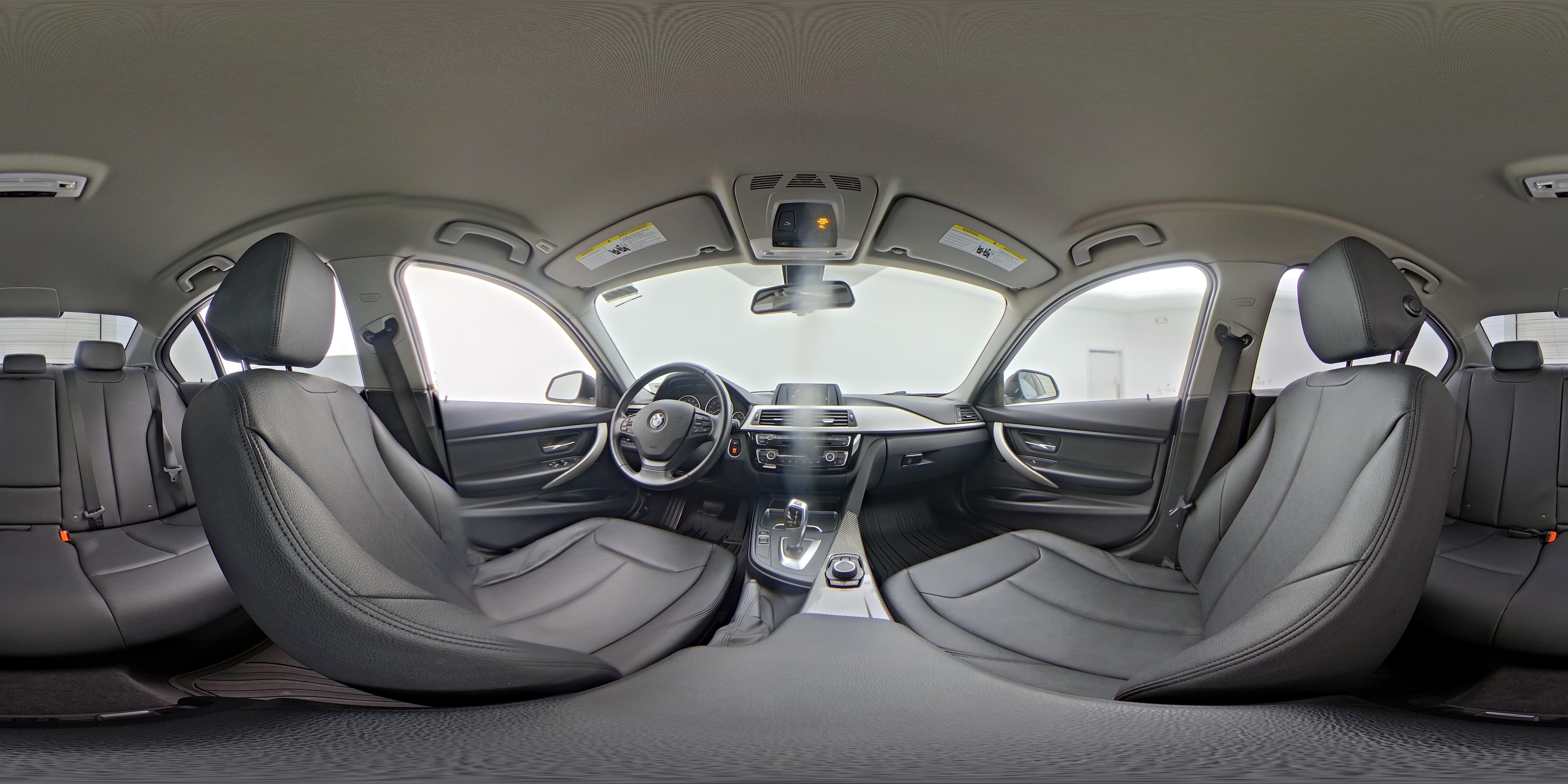 2016 BMW 3 Series 320i - Photo 22