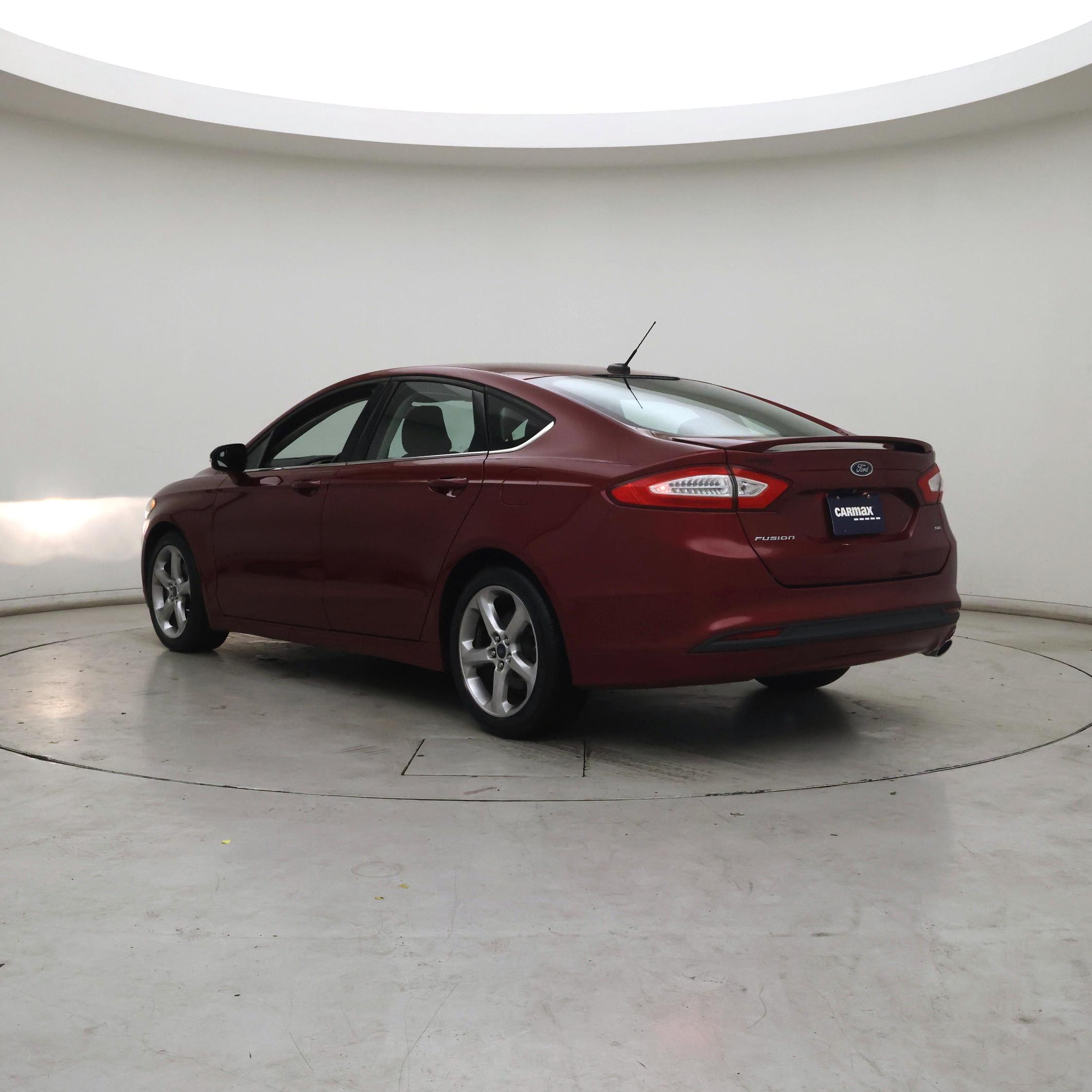 Thumbnail: 2015 Ford Fusion - 2