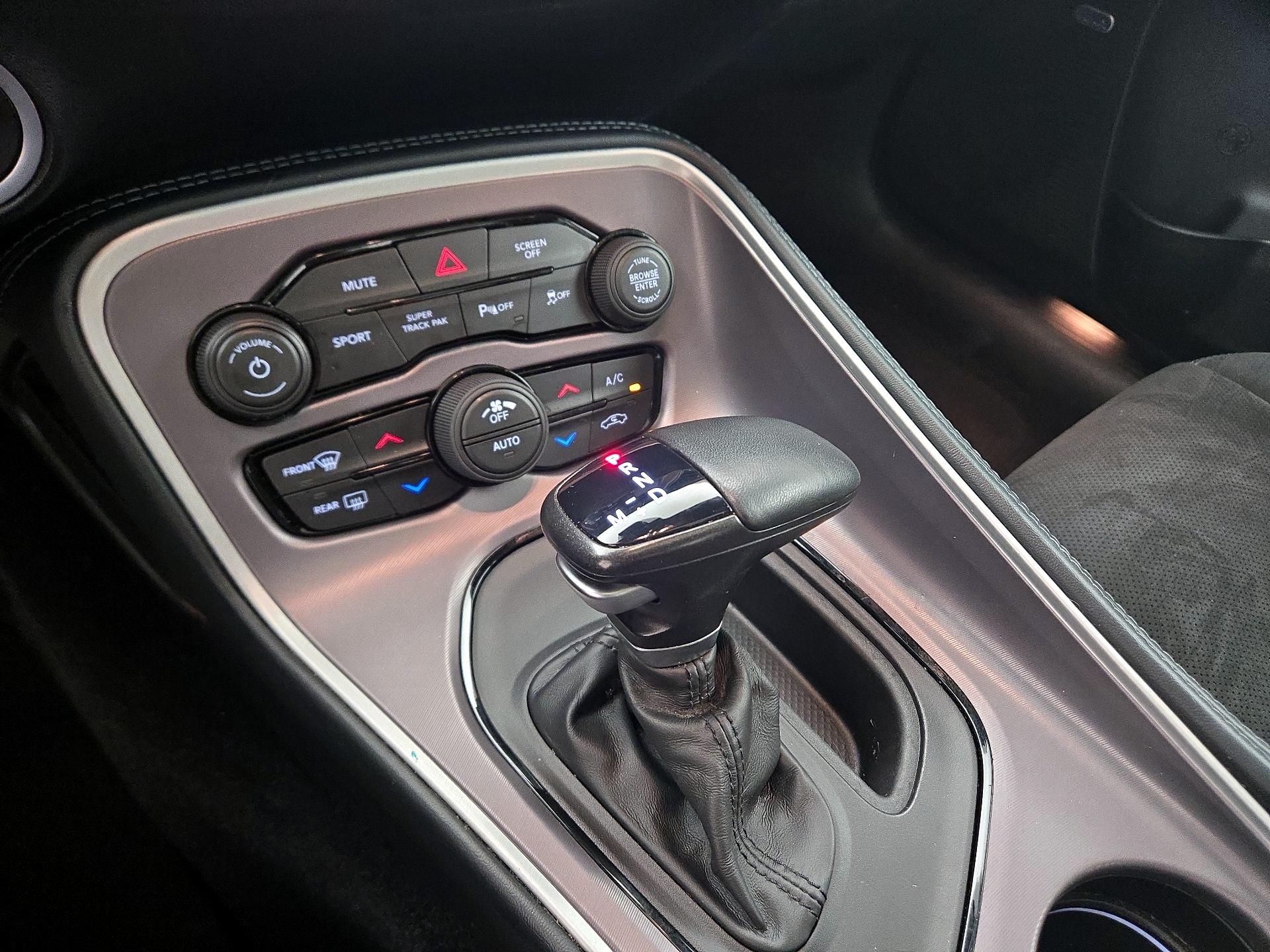Thumbnail: 2022 Dodge Challenger - 17