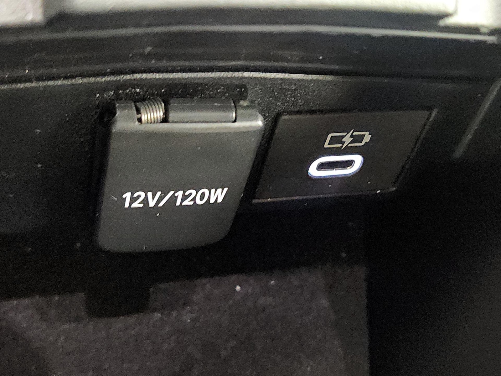 2024 Toyota Corolla LE - Photo 20
