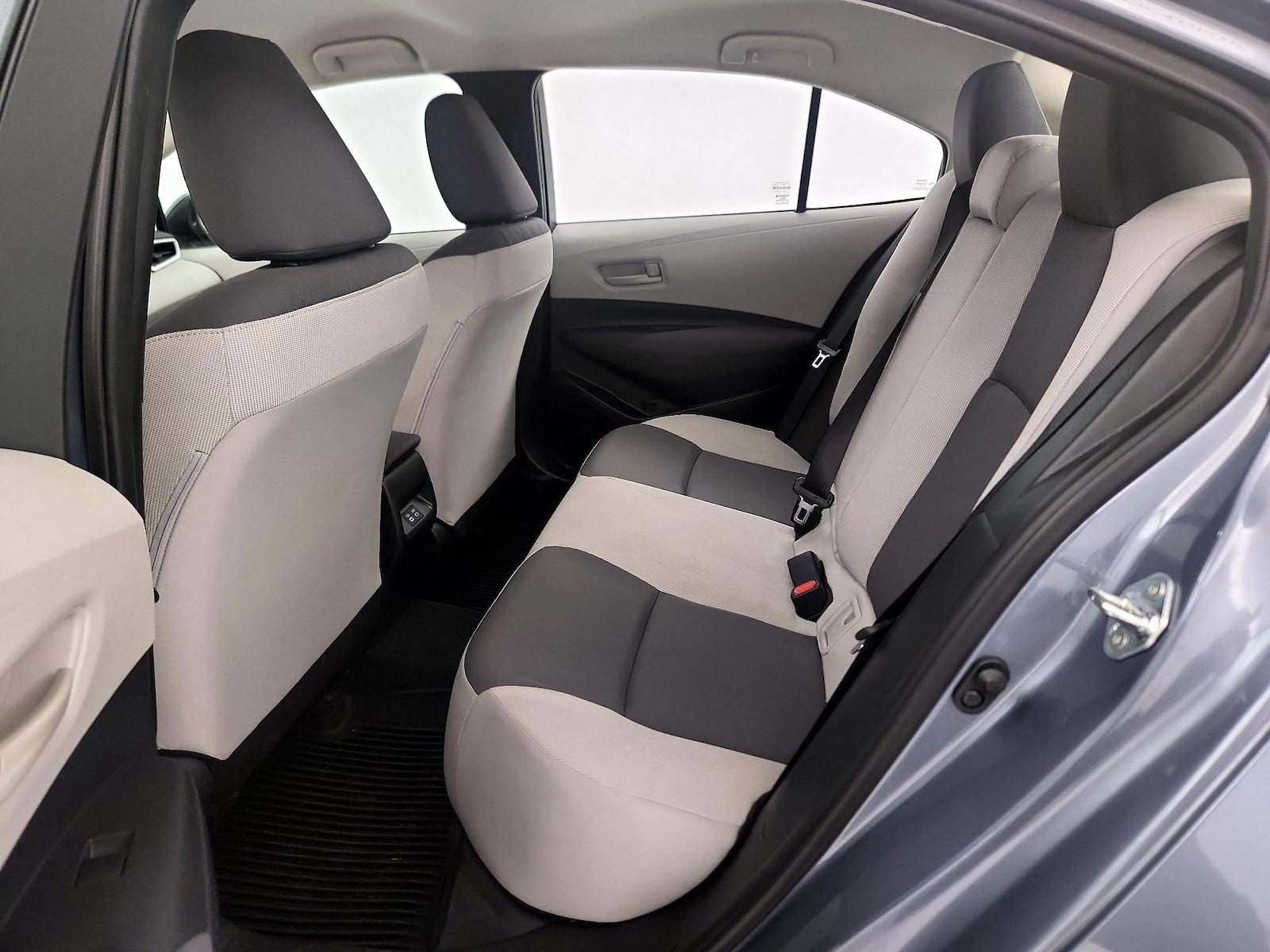 2024 Toyota Corolla LE - Photo 21