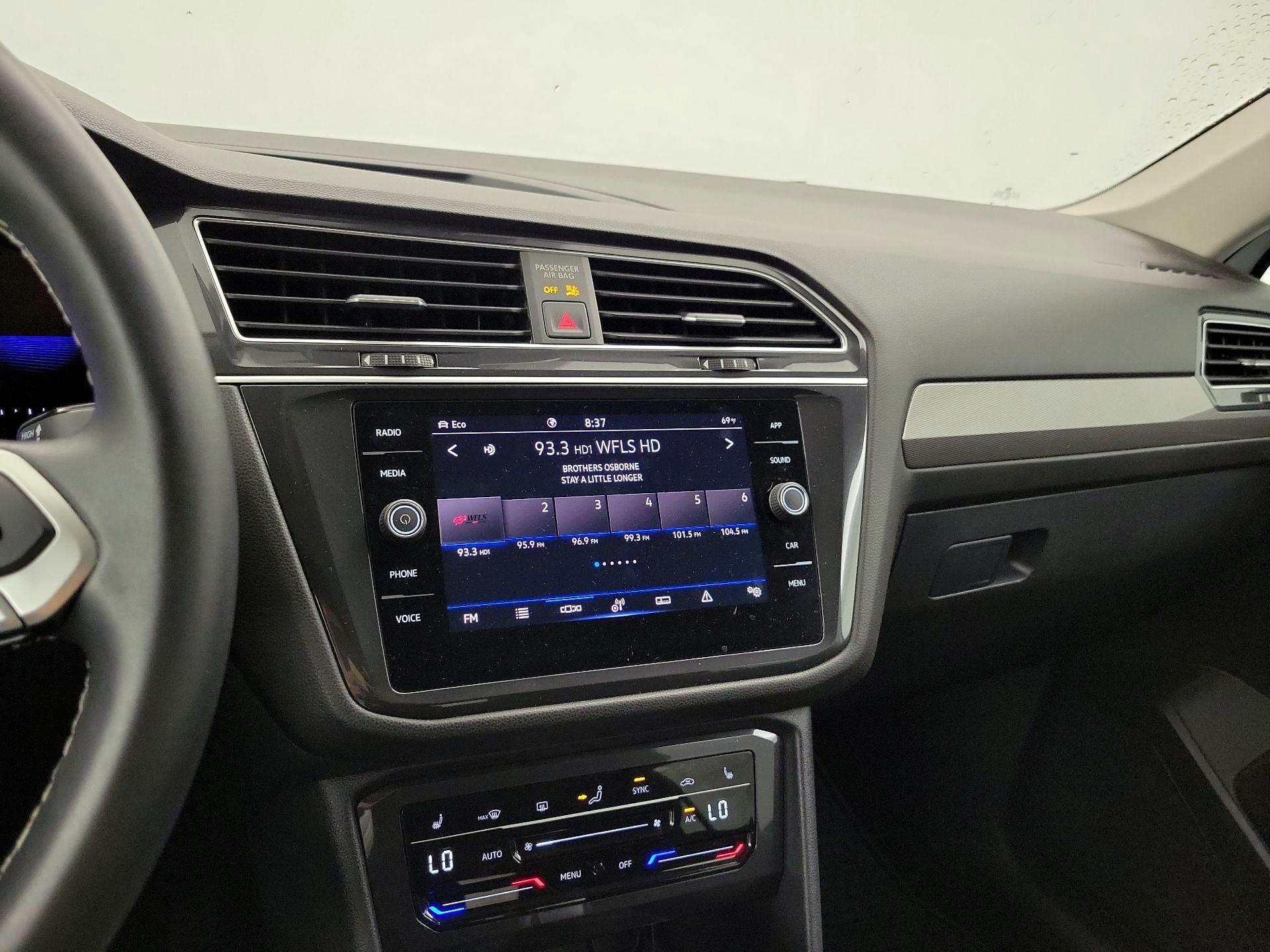 Thumbnail: 2024 Volkswagen Tiguan - 15