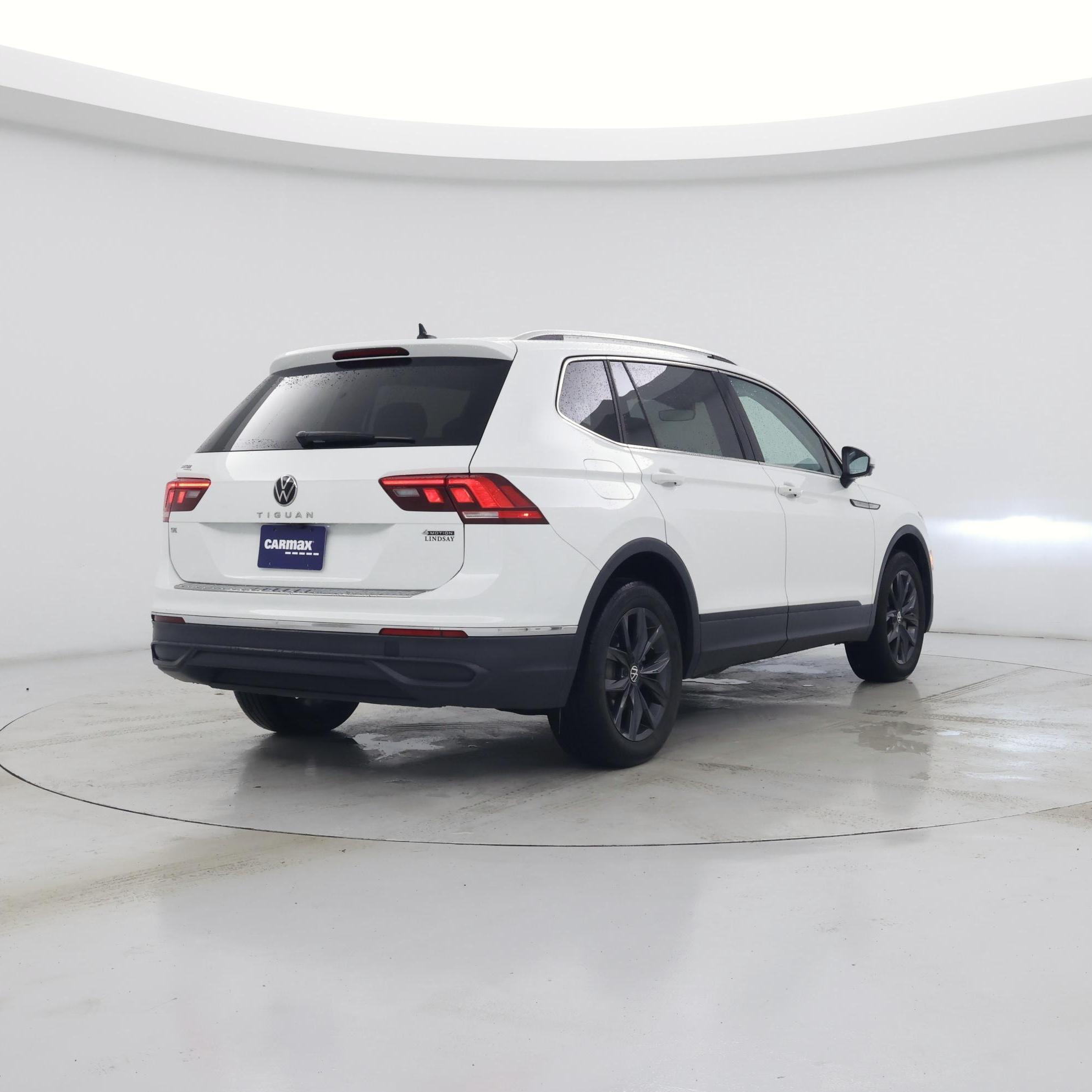 Thumbnail: 2024 Volkswagen Tiguan - 8
