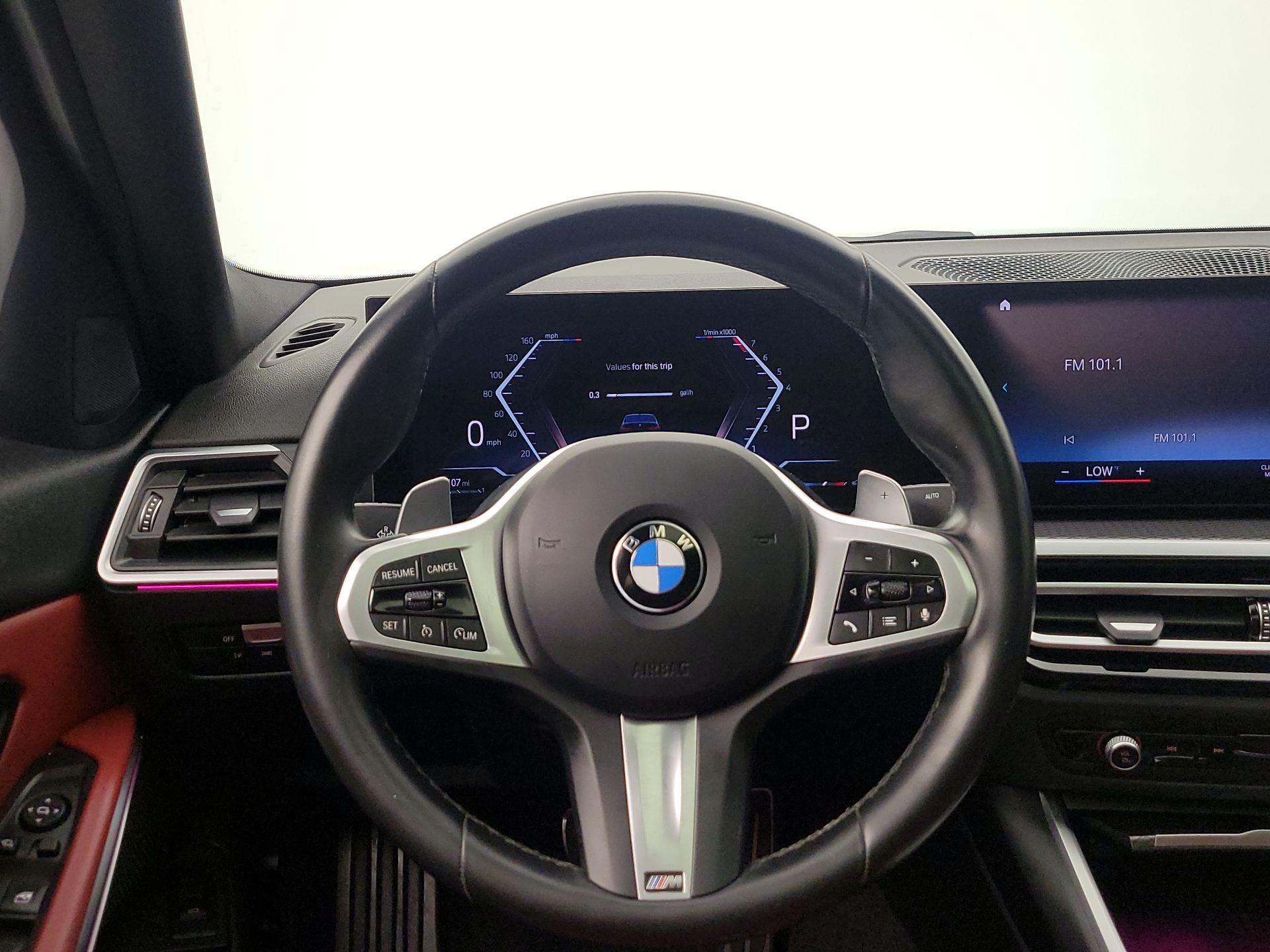 Thumbnail: 2024 BMW 3 Series - 10