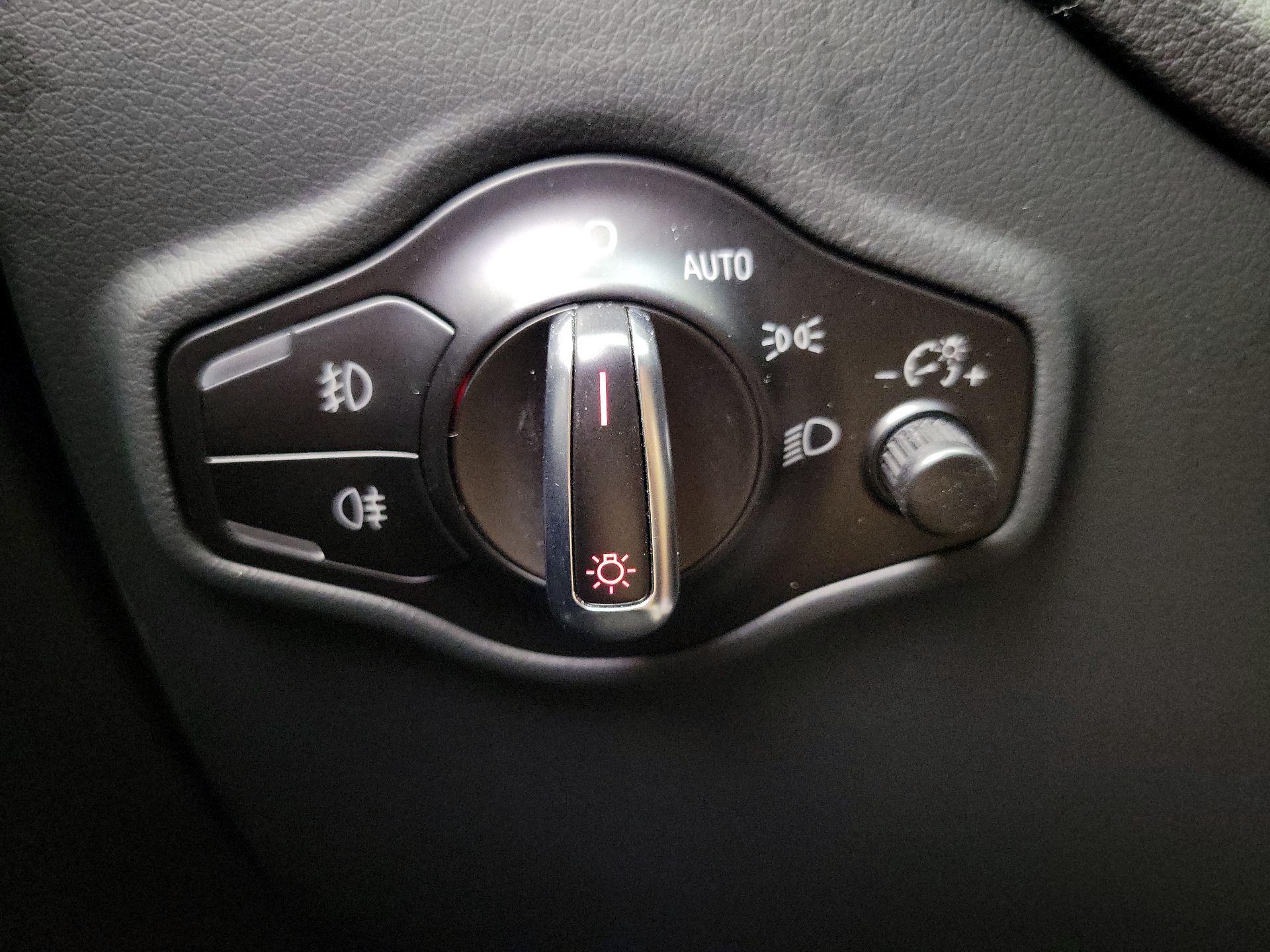 Thumbnail: 2015 Audi Q5 - 13