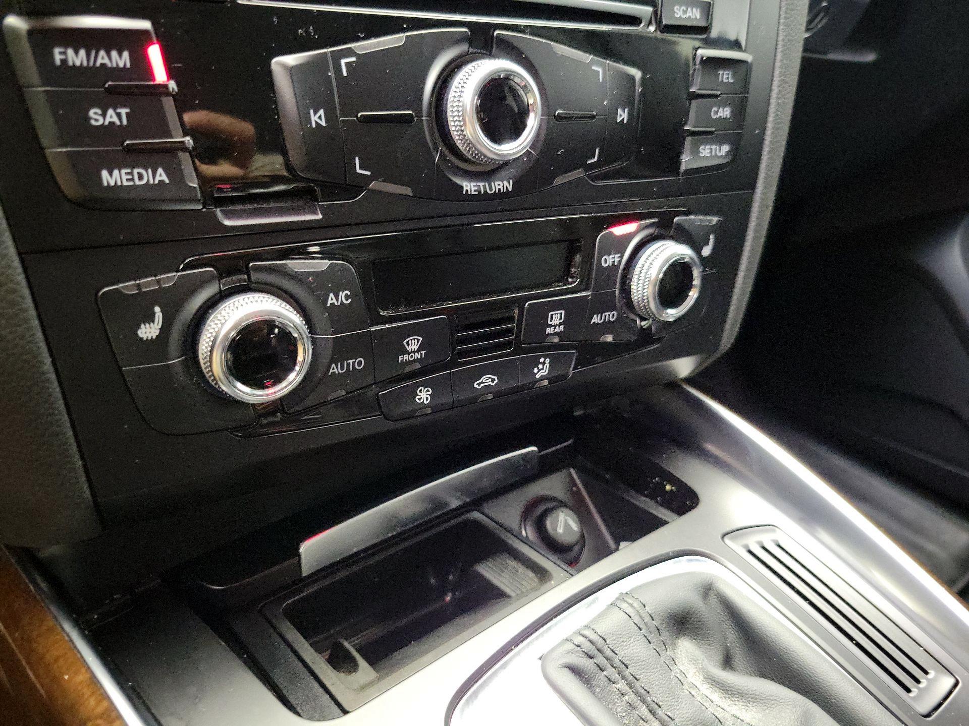 Thumbnail: 2015 Audi Q5 - 15