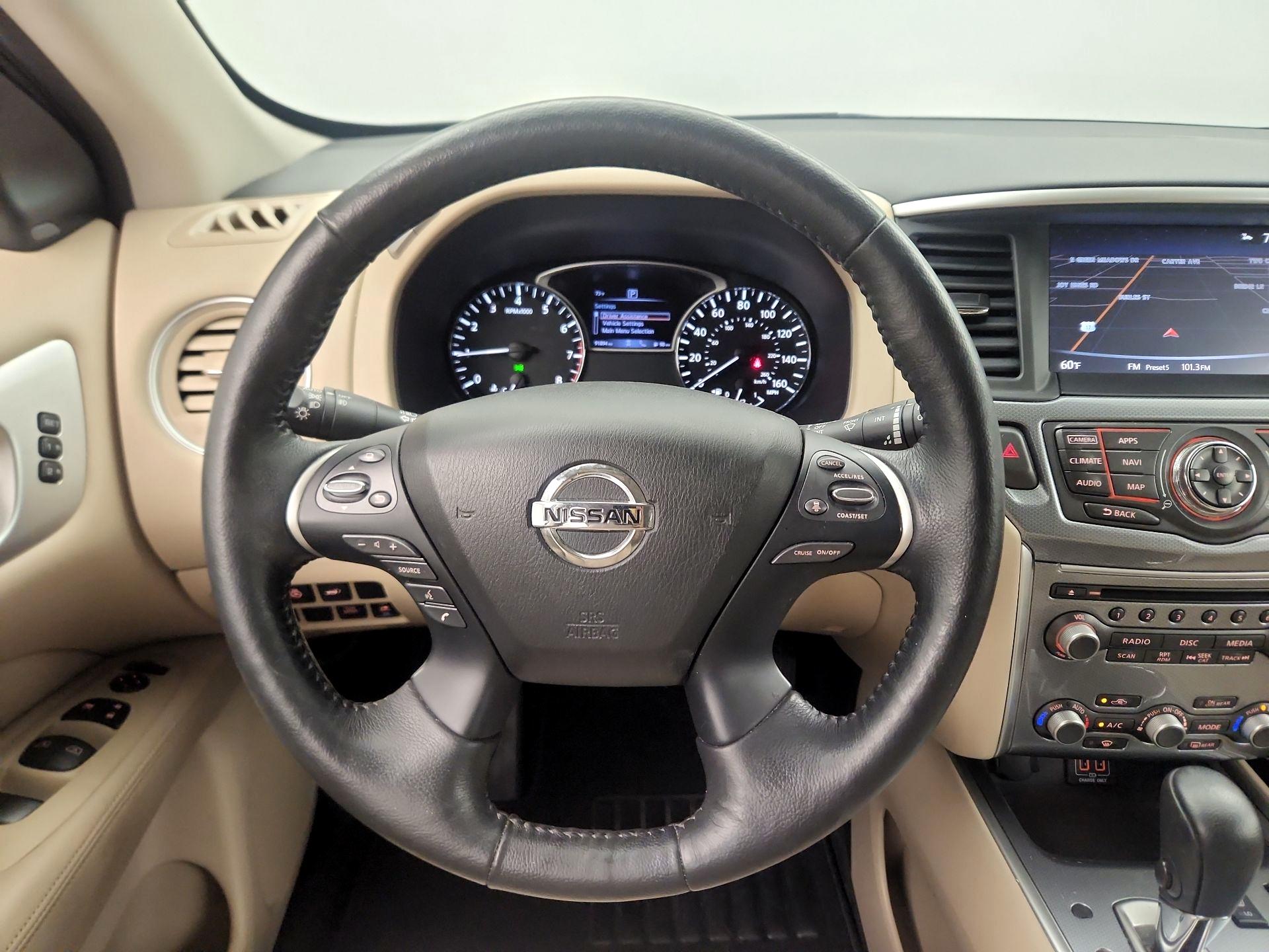 Thumbnail: 2018 Nissan Pathfinder - 10