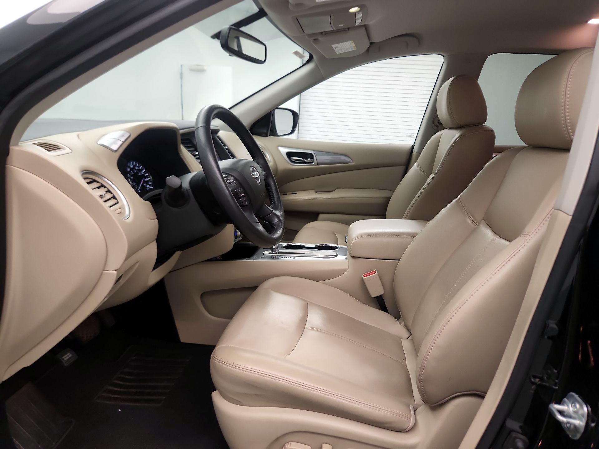 Thumbnail: 2018 Nissan Pathfinder - 11