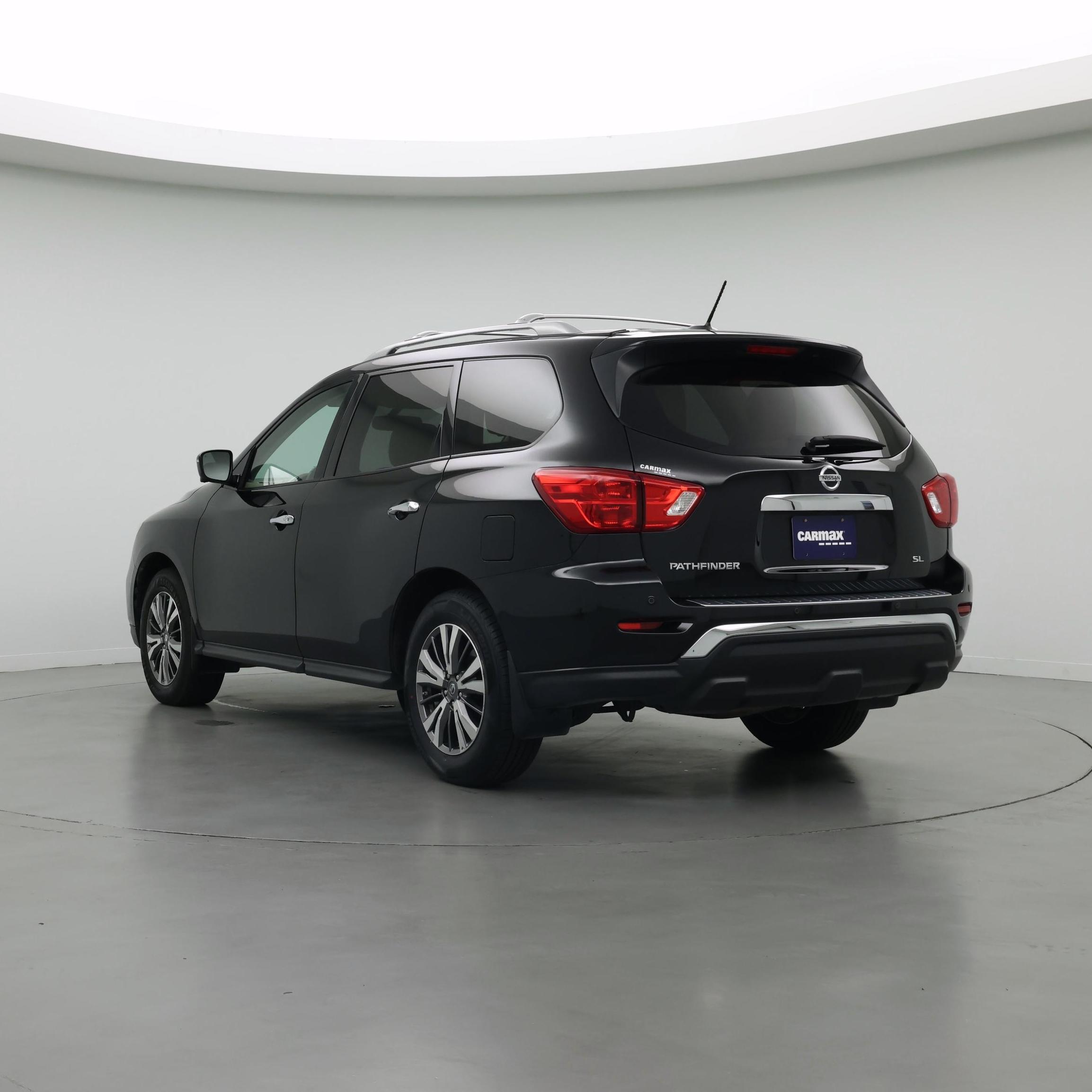 Thumbnail: 2018 Nissan Pathfinder - 2