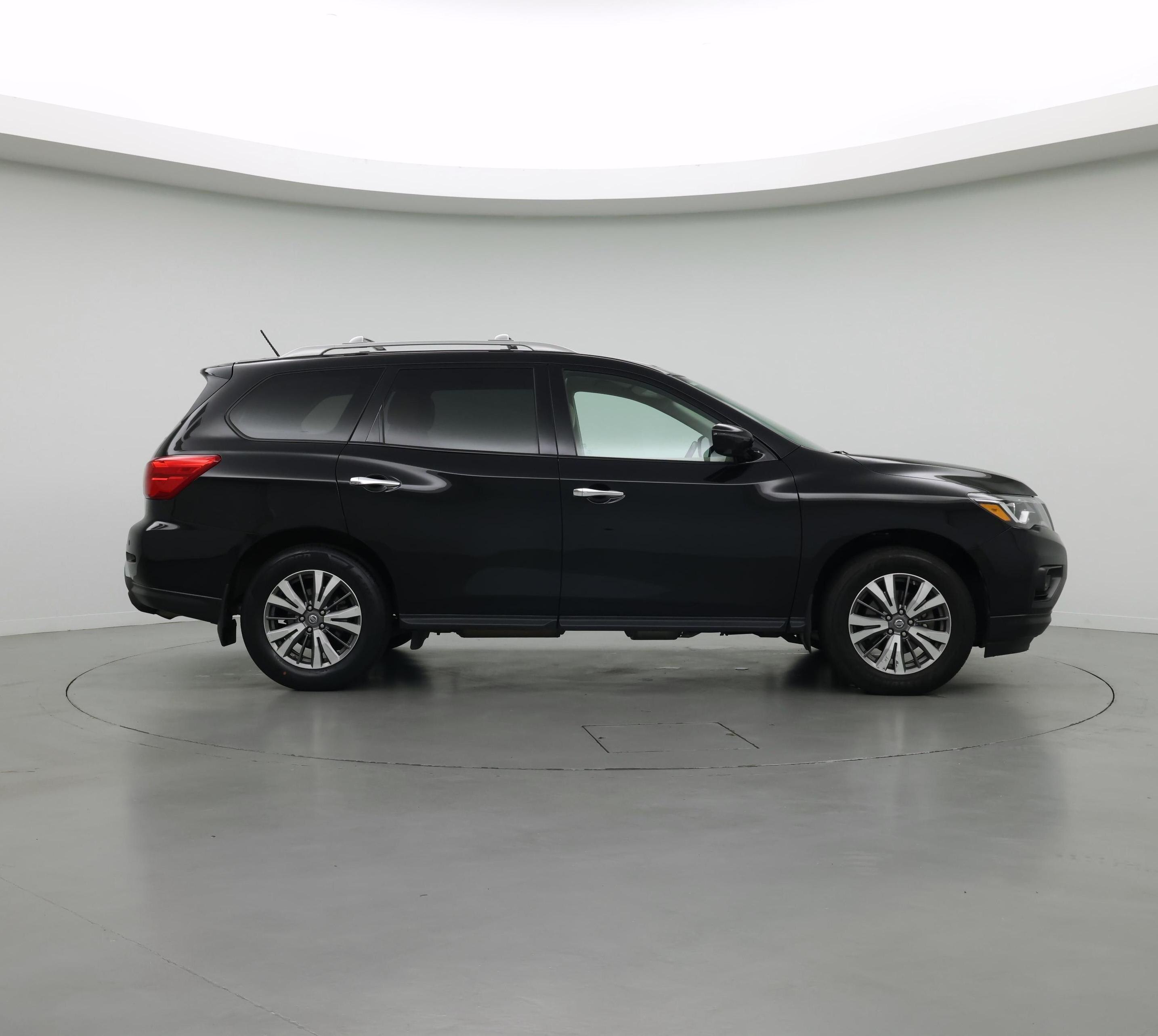 Thumbnail: 2018 Nissan Pathfinder - 7