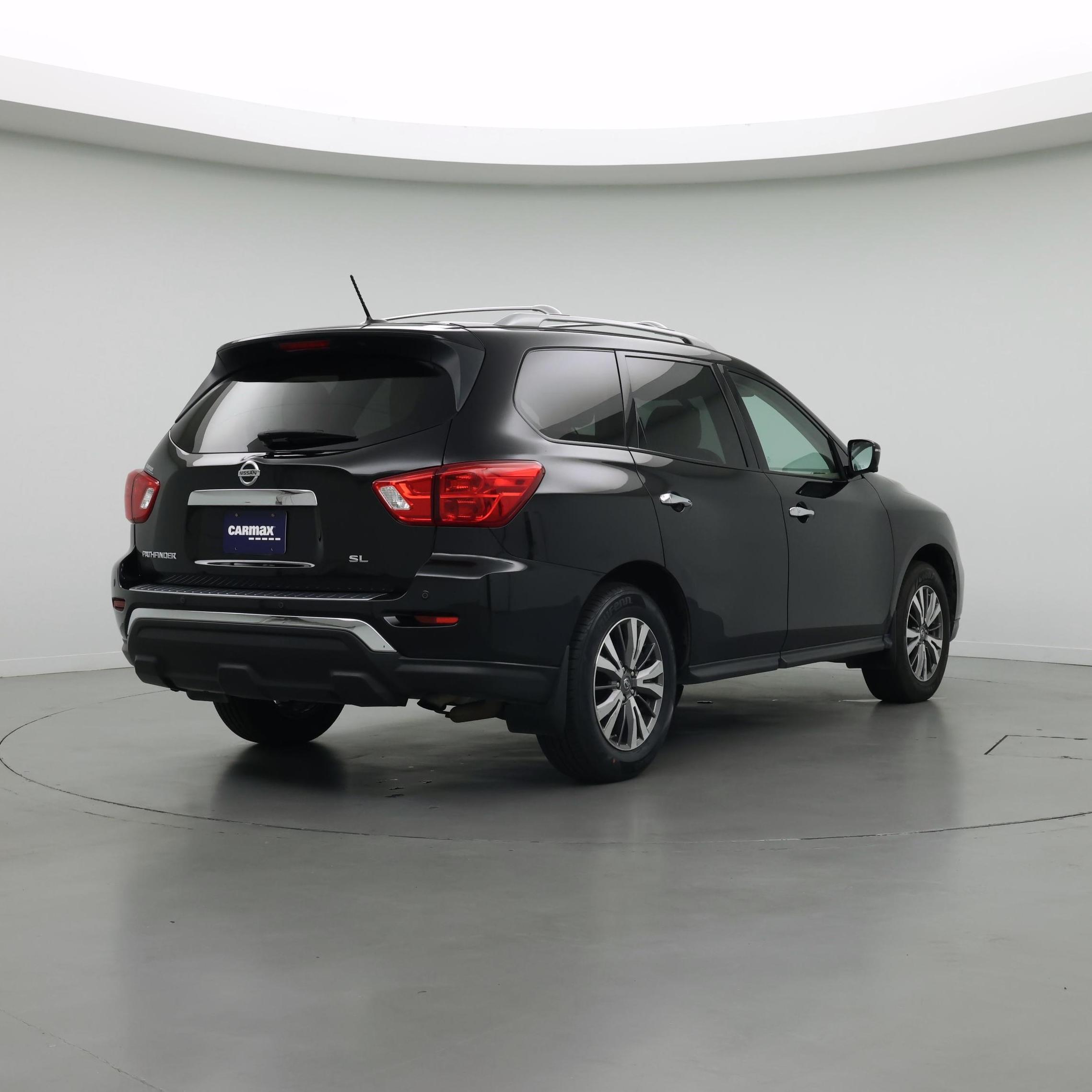 Thumbnail: 2018 Nissan Pathfinder - 8