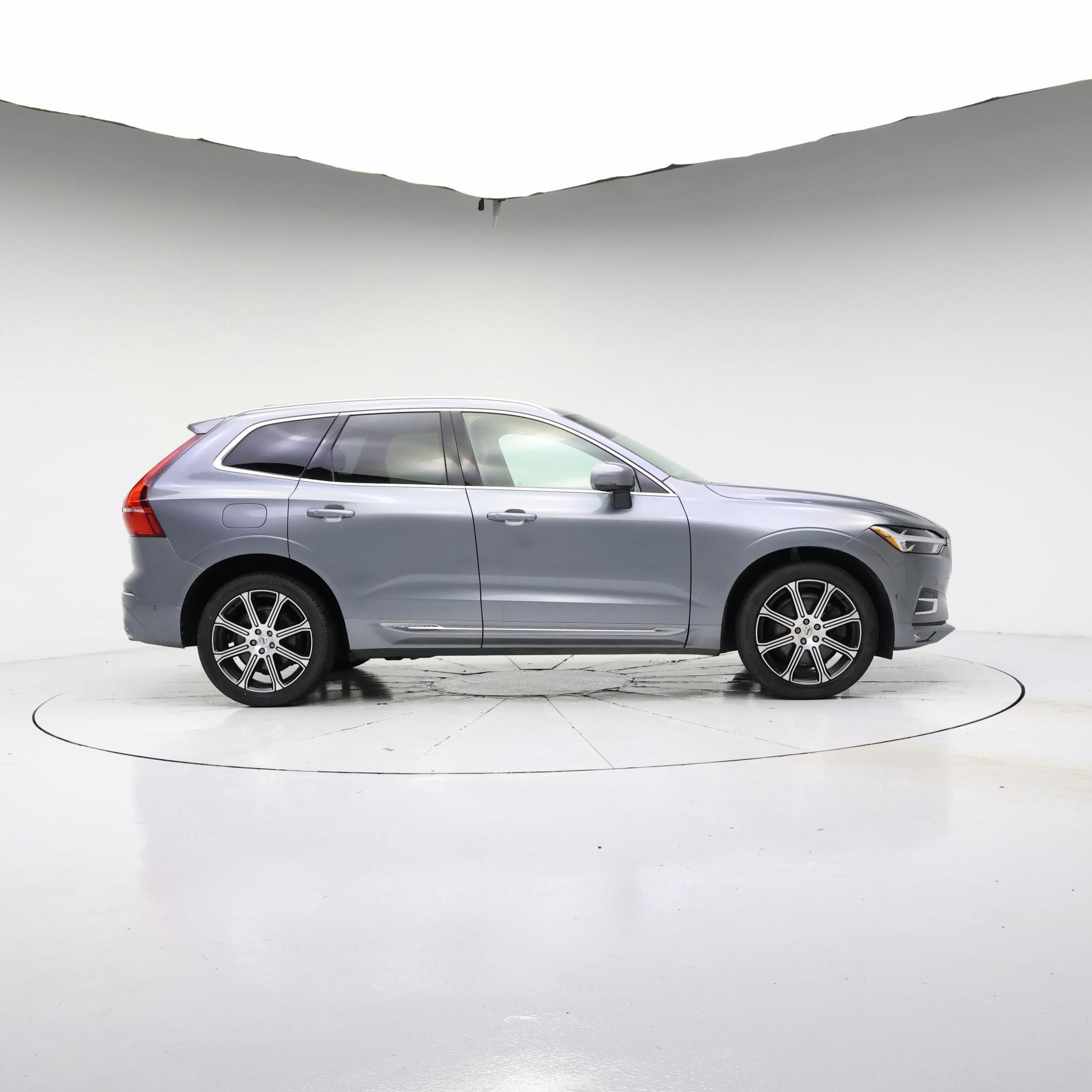 Thumbnail: 2018 Volvo XC60 - 7