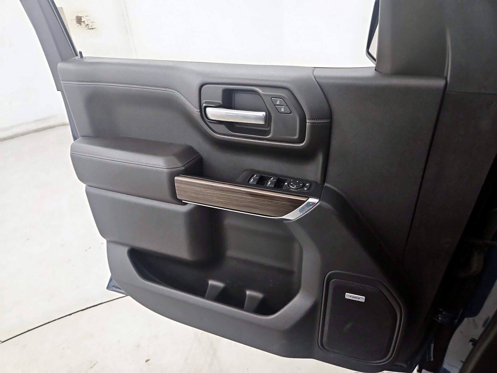 Thumbnail: 2021 Chevrolet Silverado 1500 - 12