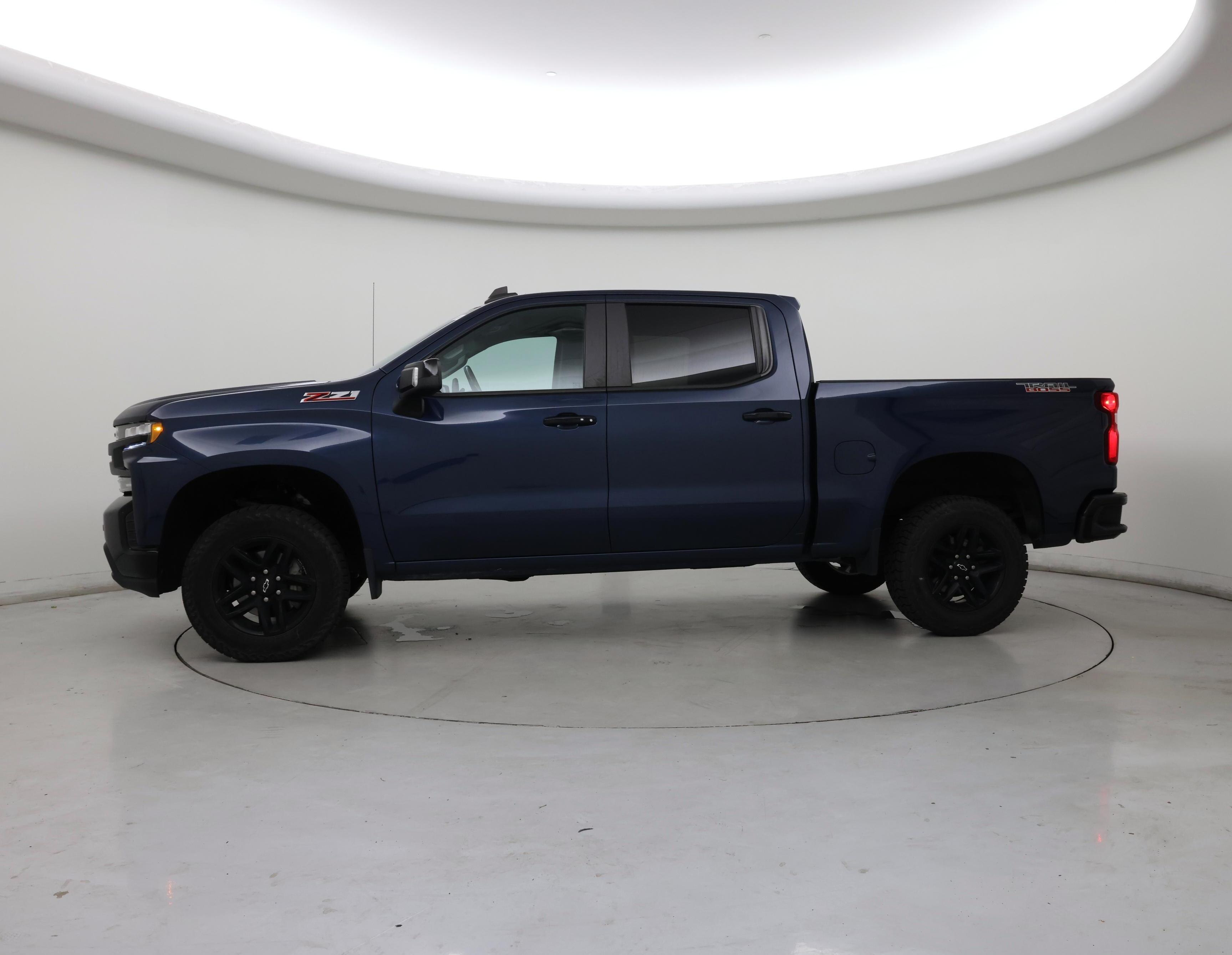 Thumbnail: 2021 Chevrolet Silverado 1500 - 3