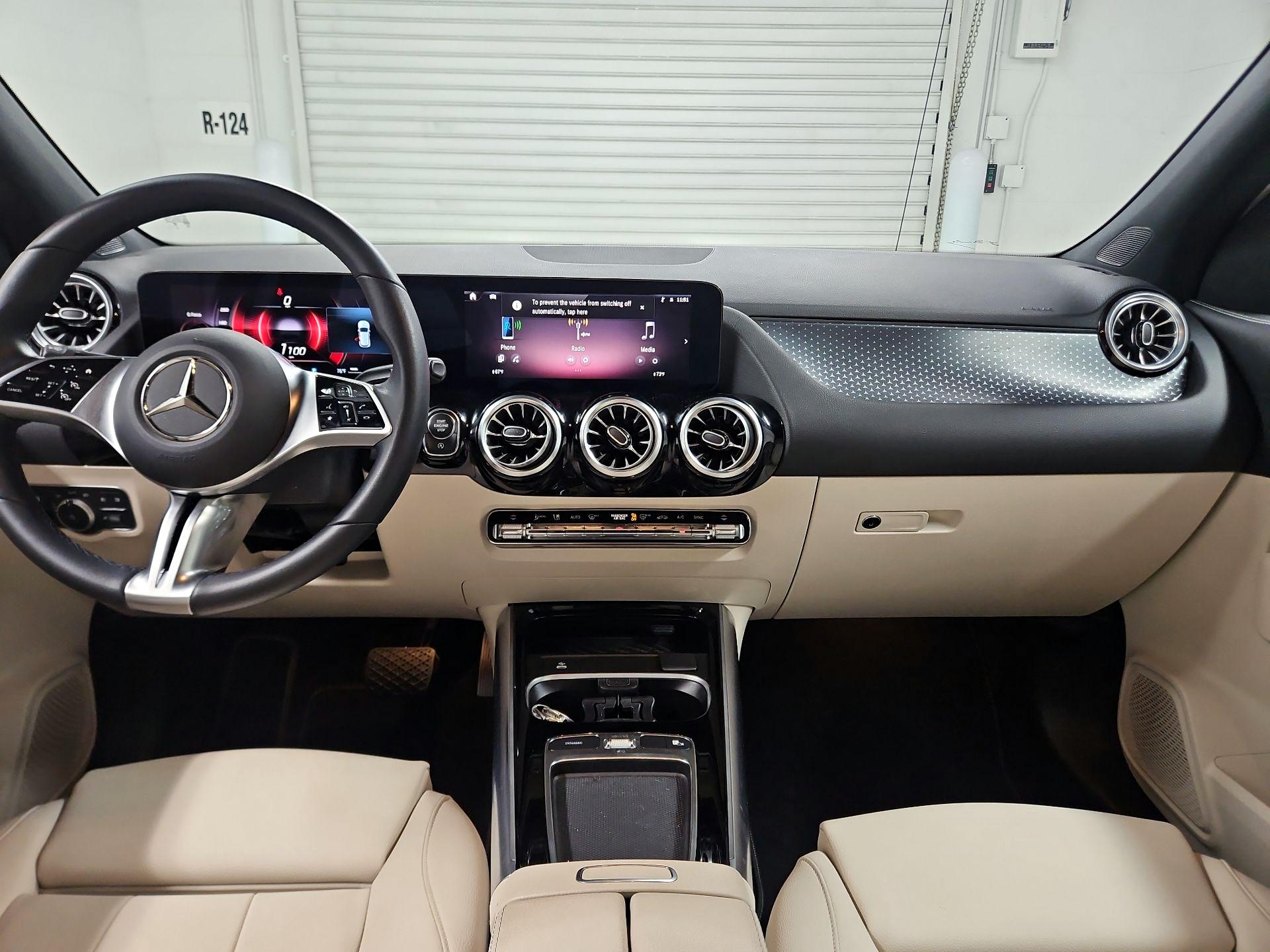 Thumbnail: 2024 Mercedes-Benz GLA - 9