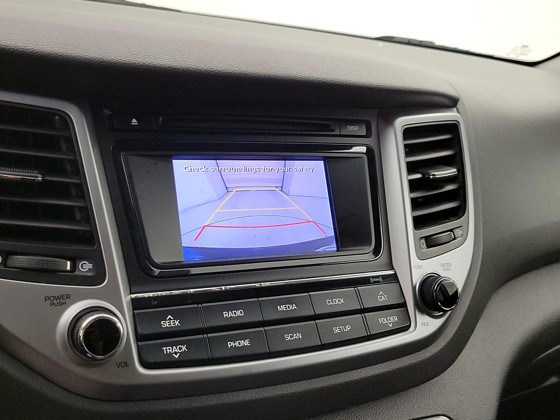 Thumbnail: 2016 Hyundai Tucson - 14