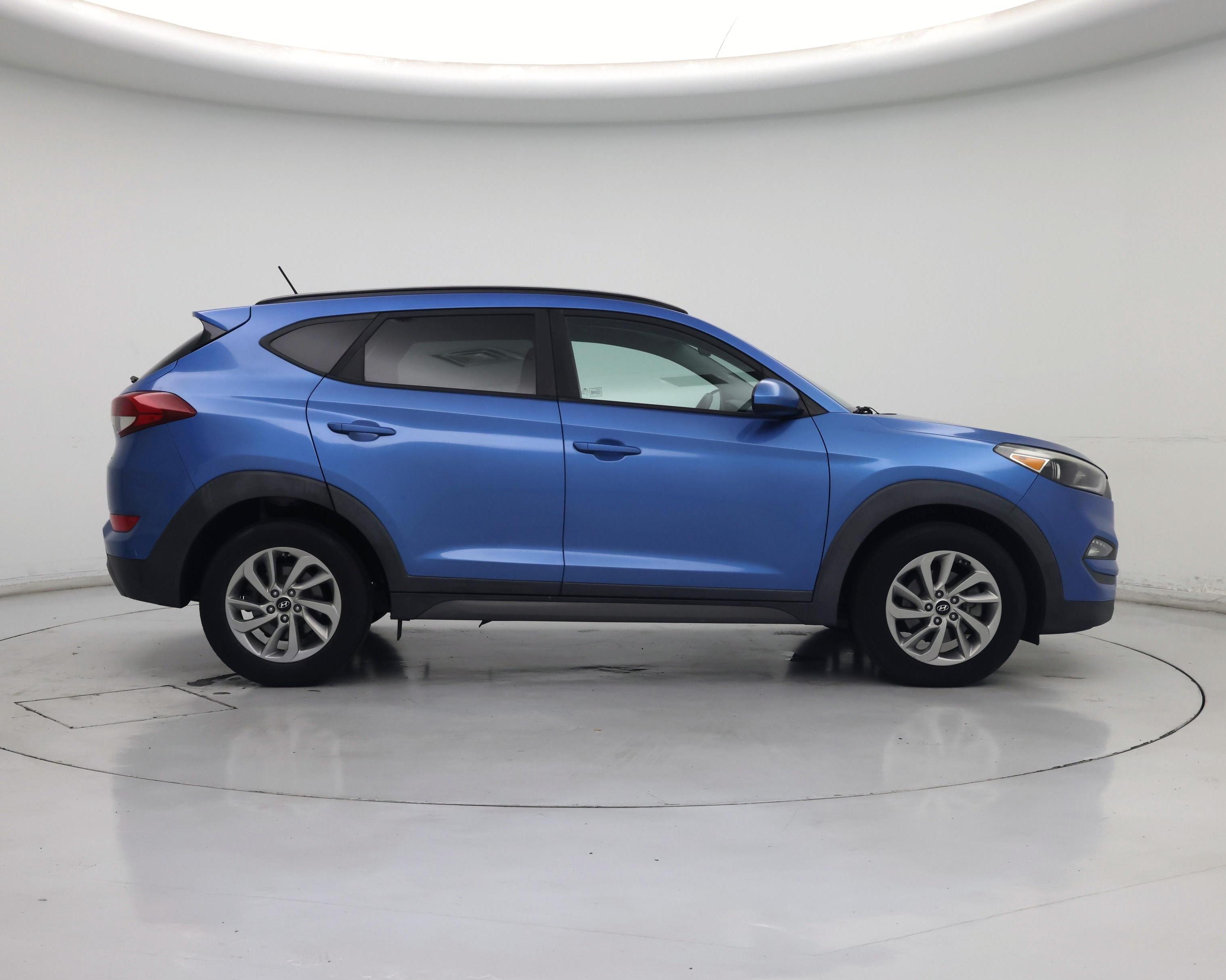 Thumbnail: 2016 Hyundai Tucson - 7