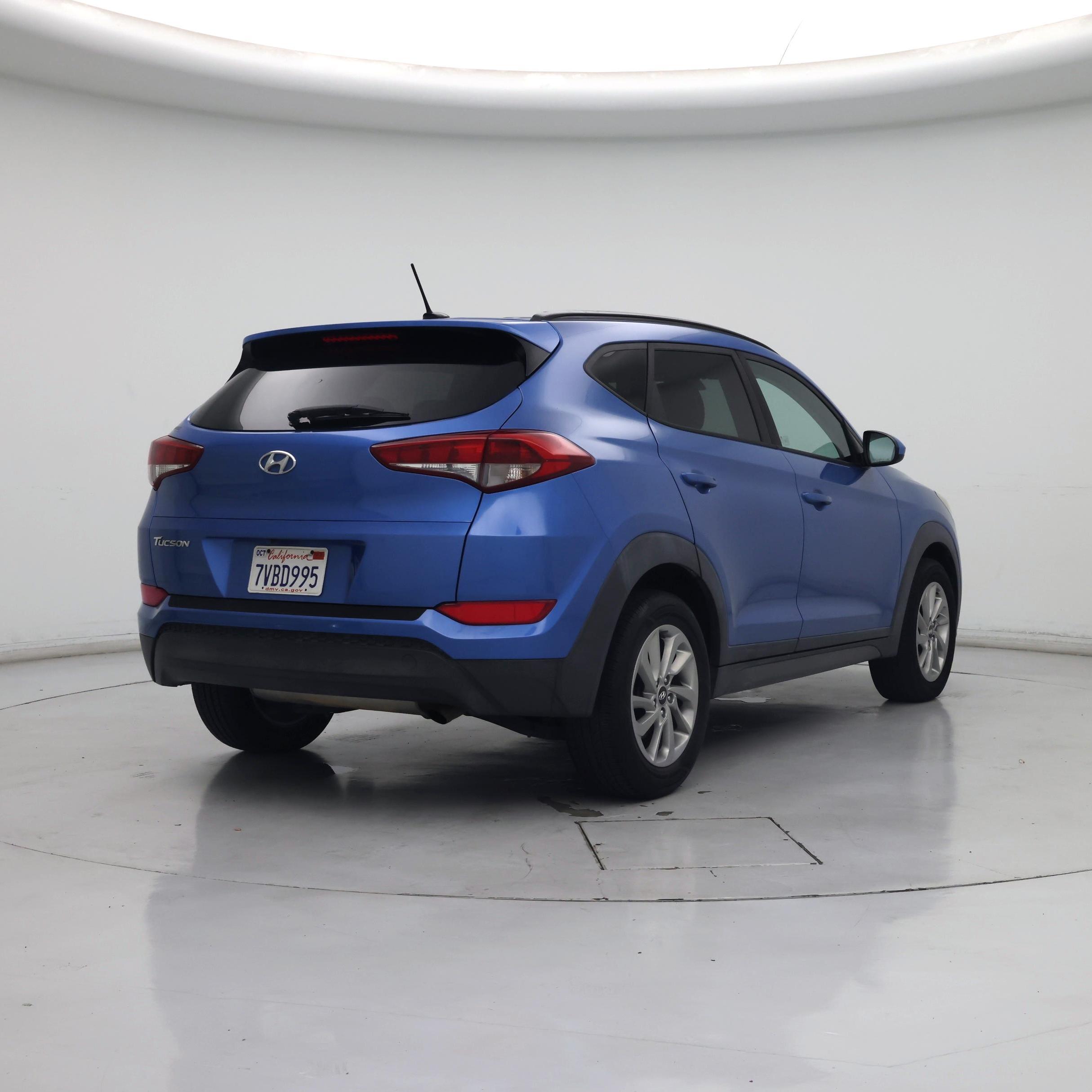 Thumbnail: 2016 Hyundai Tucson - 8