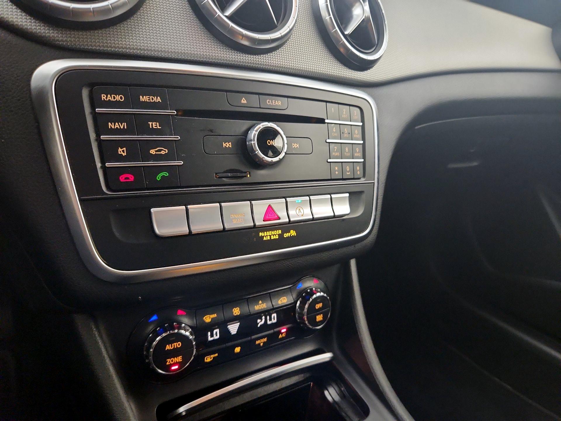 Thumbnail: 2019 Mercedes-Benz CLA - 17