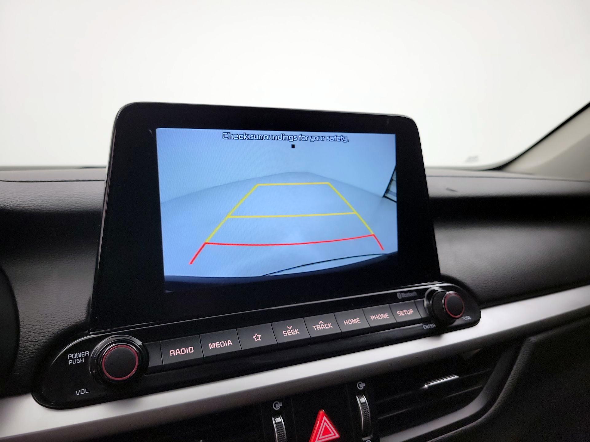 Thumbnail: 2020 Kia Forte - 14