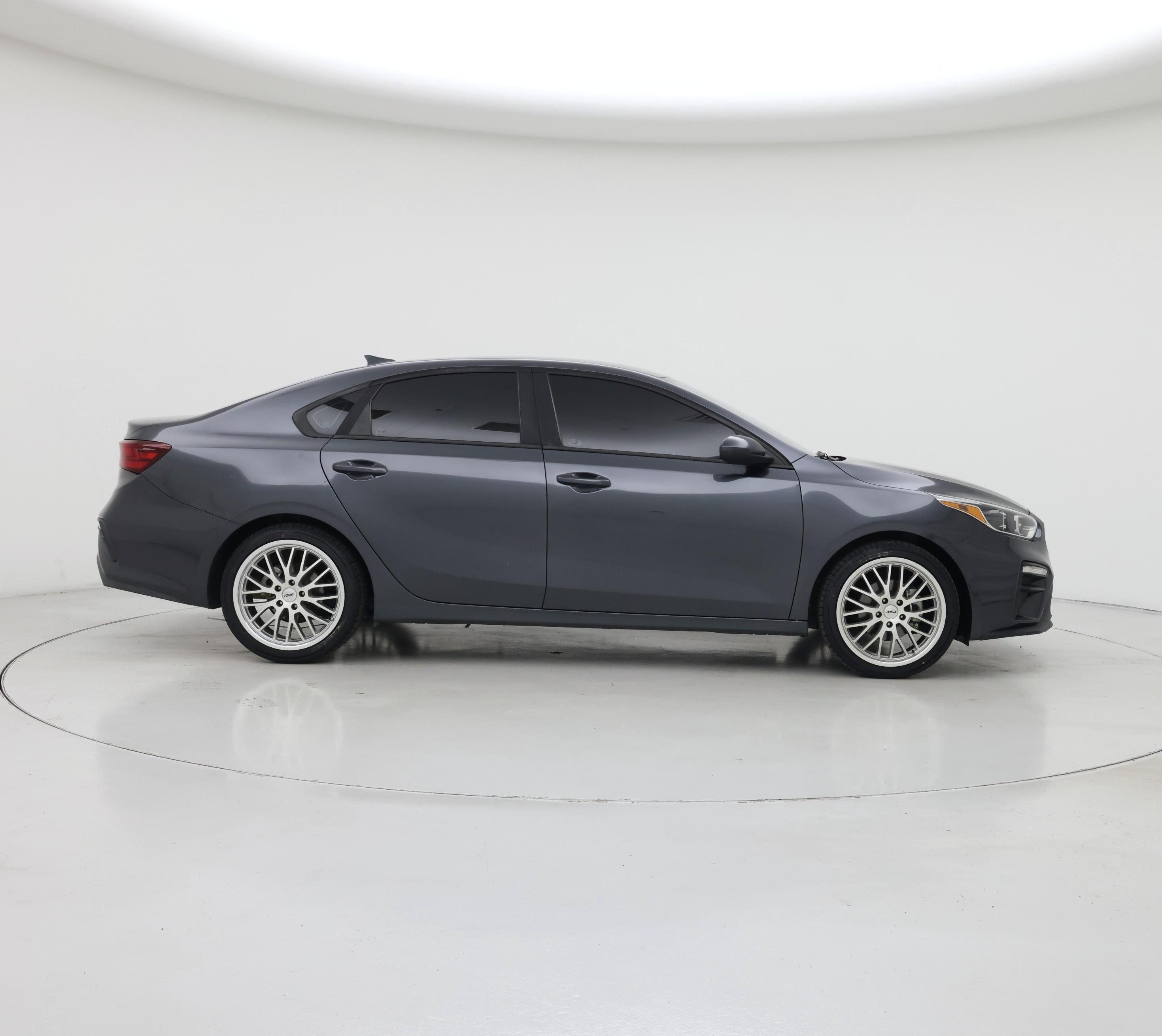 Thumbnail: 2020 Kia Forte - 7
