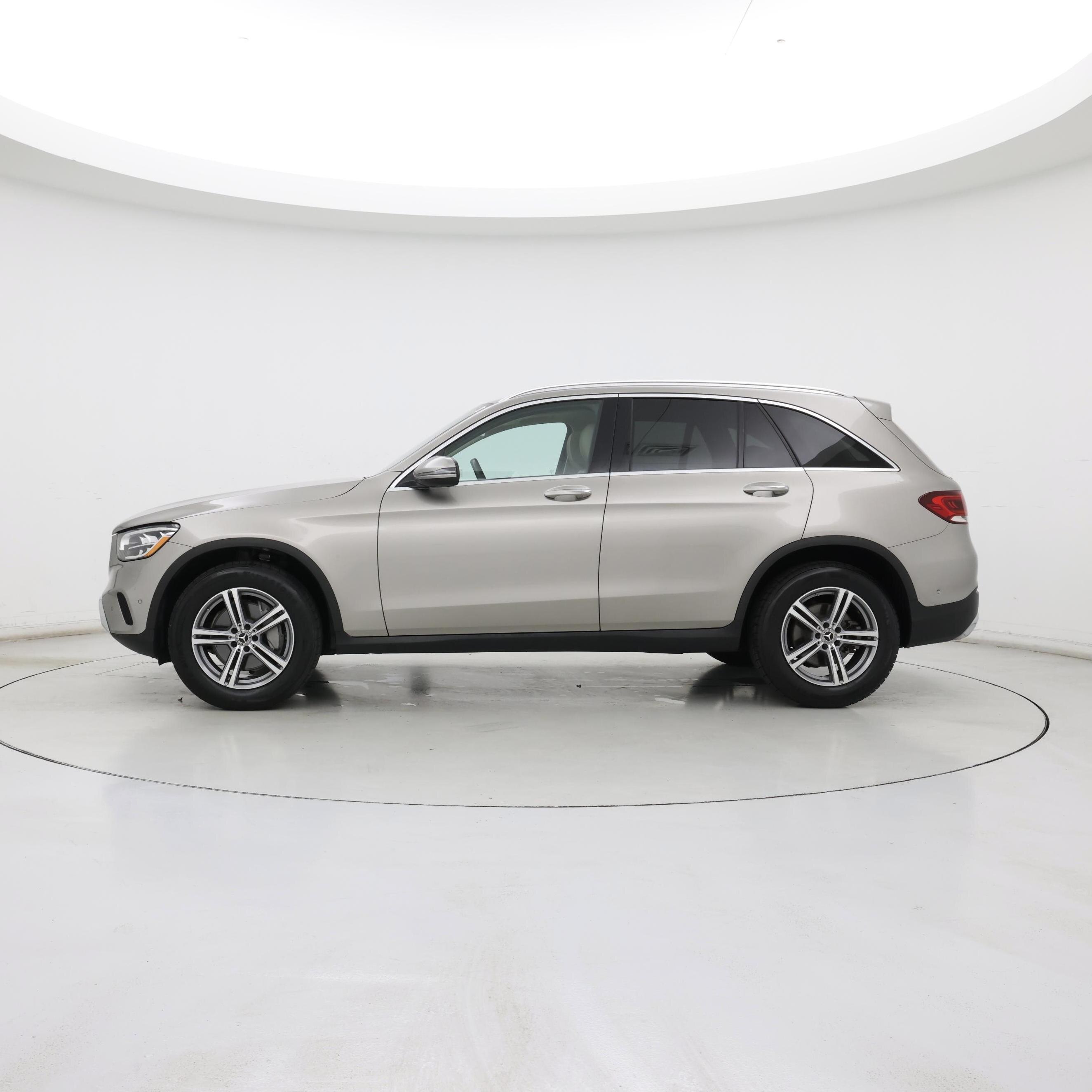 Thumbnail: 2021 Mercedes-Benz GLC - 3