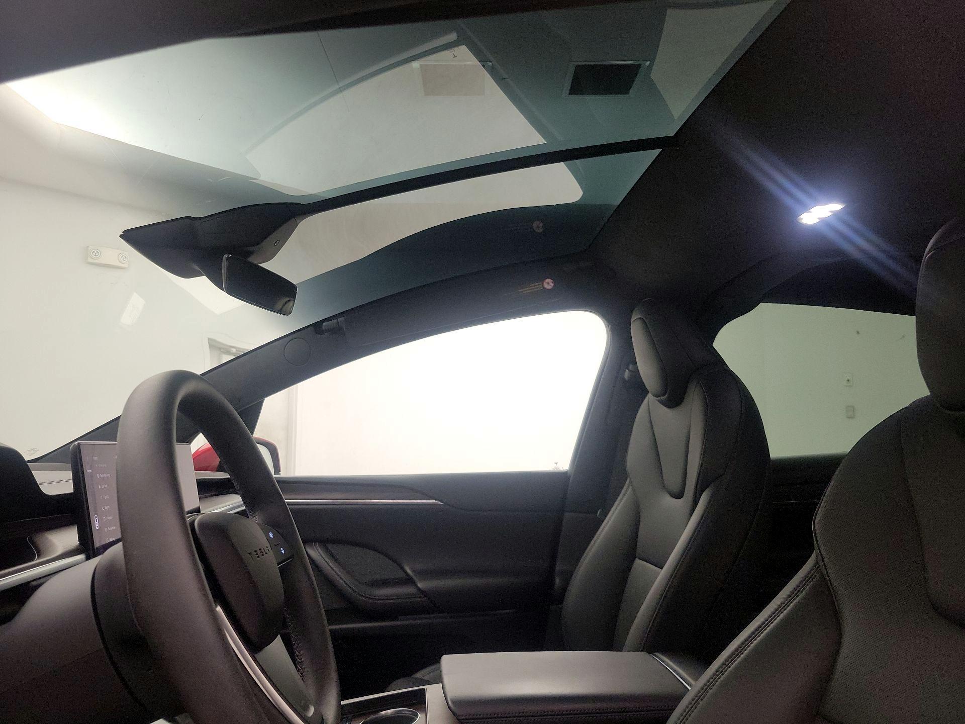 Thumbnail: 2024 Tesla Model X - 18