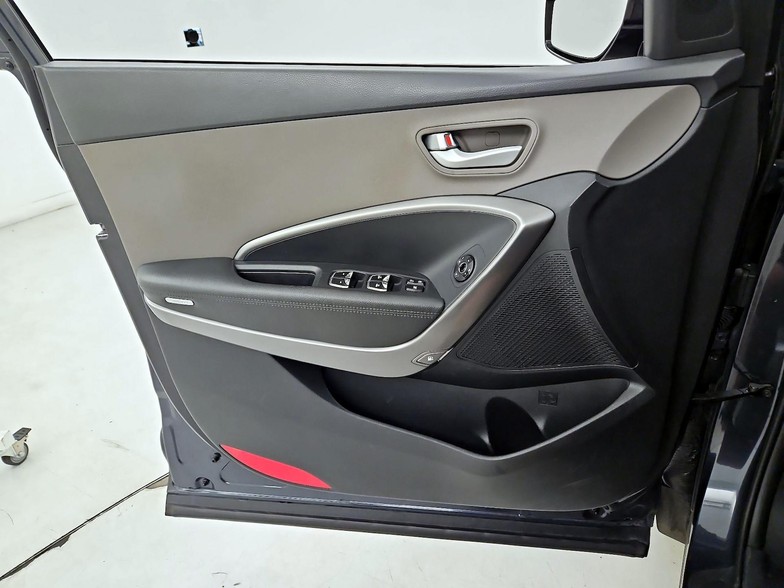 2017 Hyundai Santa Fe SE - Photo 13