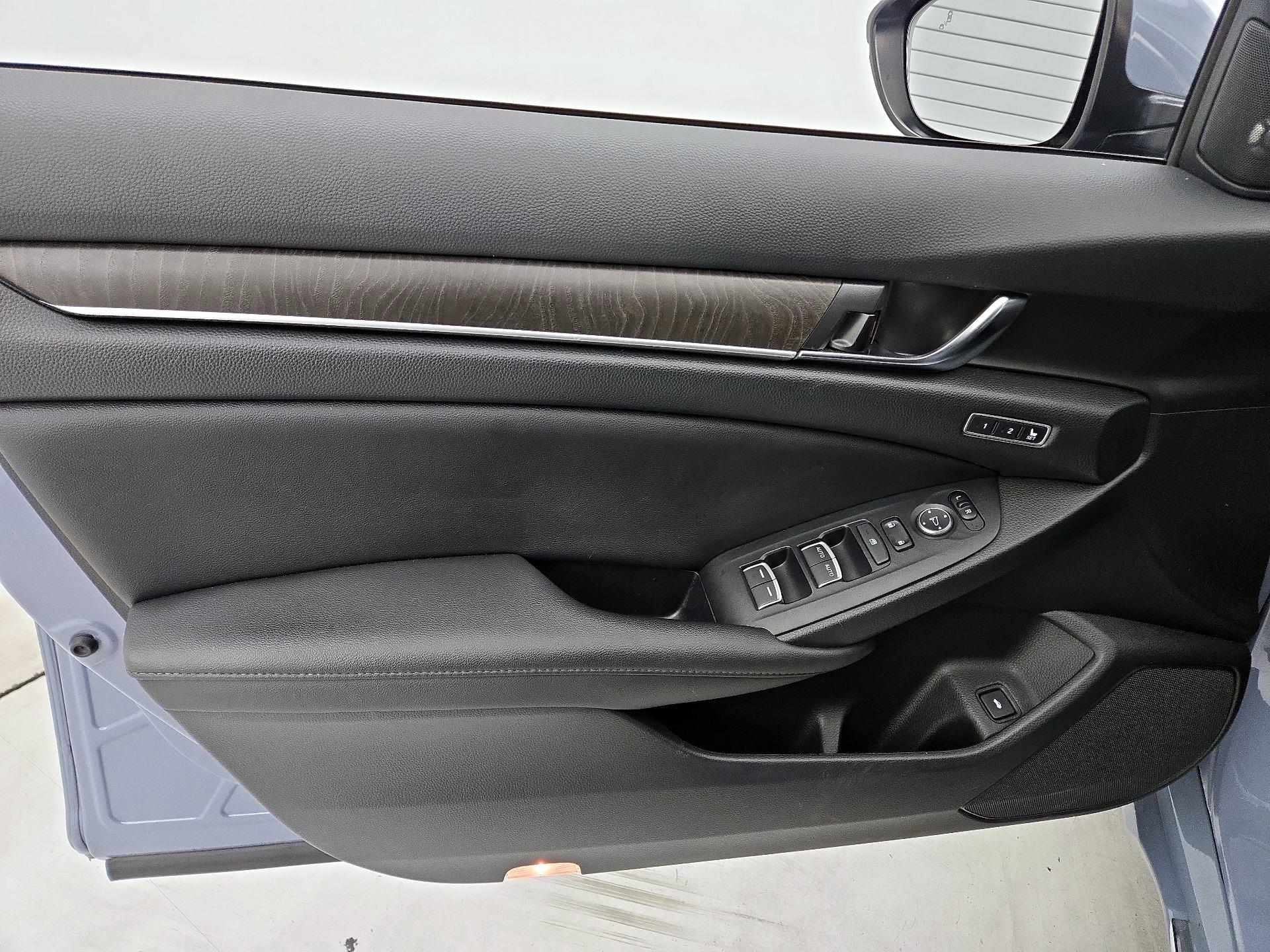 Thumbnail: 2021 Honda Accord - 12