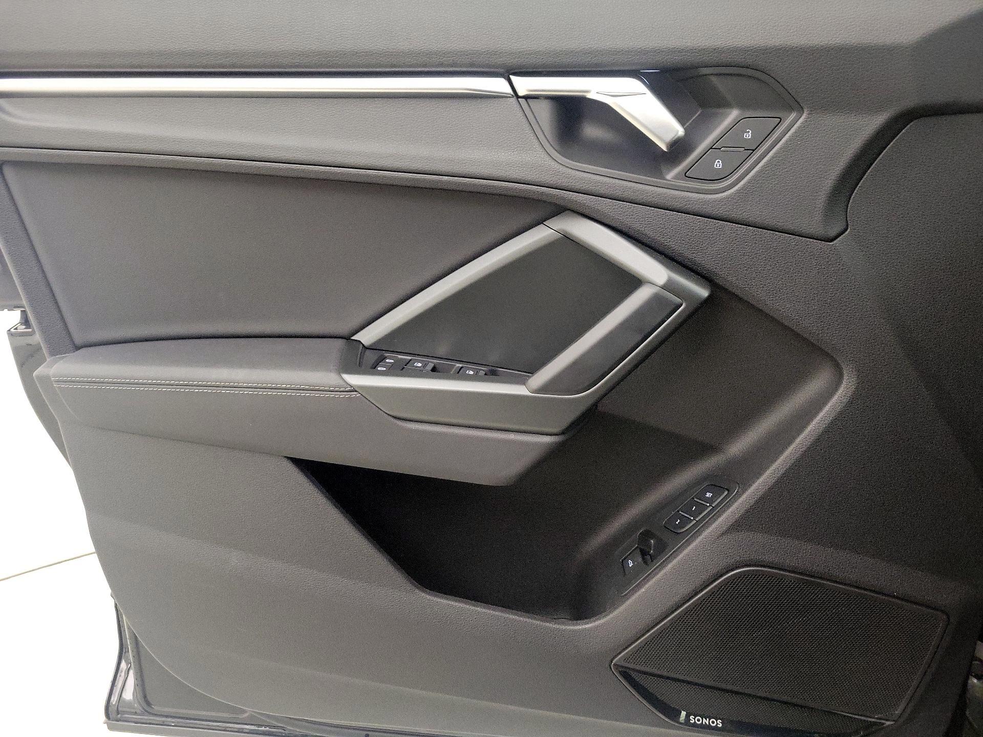 Thumbnail: 2022 Audi Q3 - 12