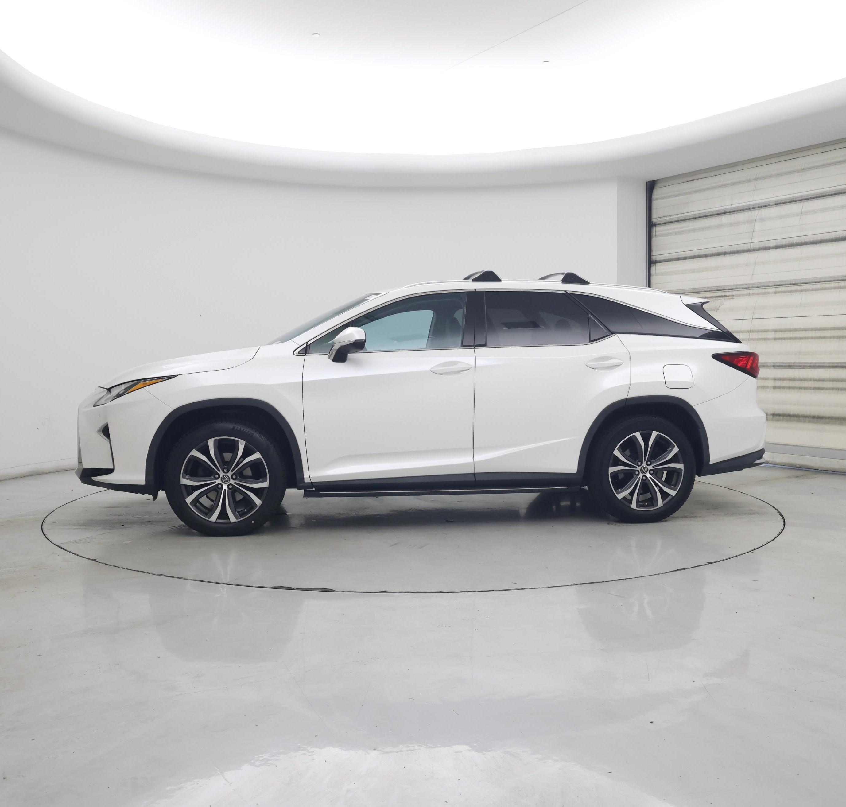 Thumbnail: 2018 Lexus RX - 3