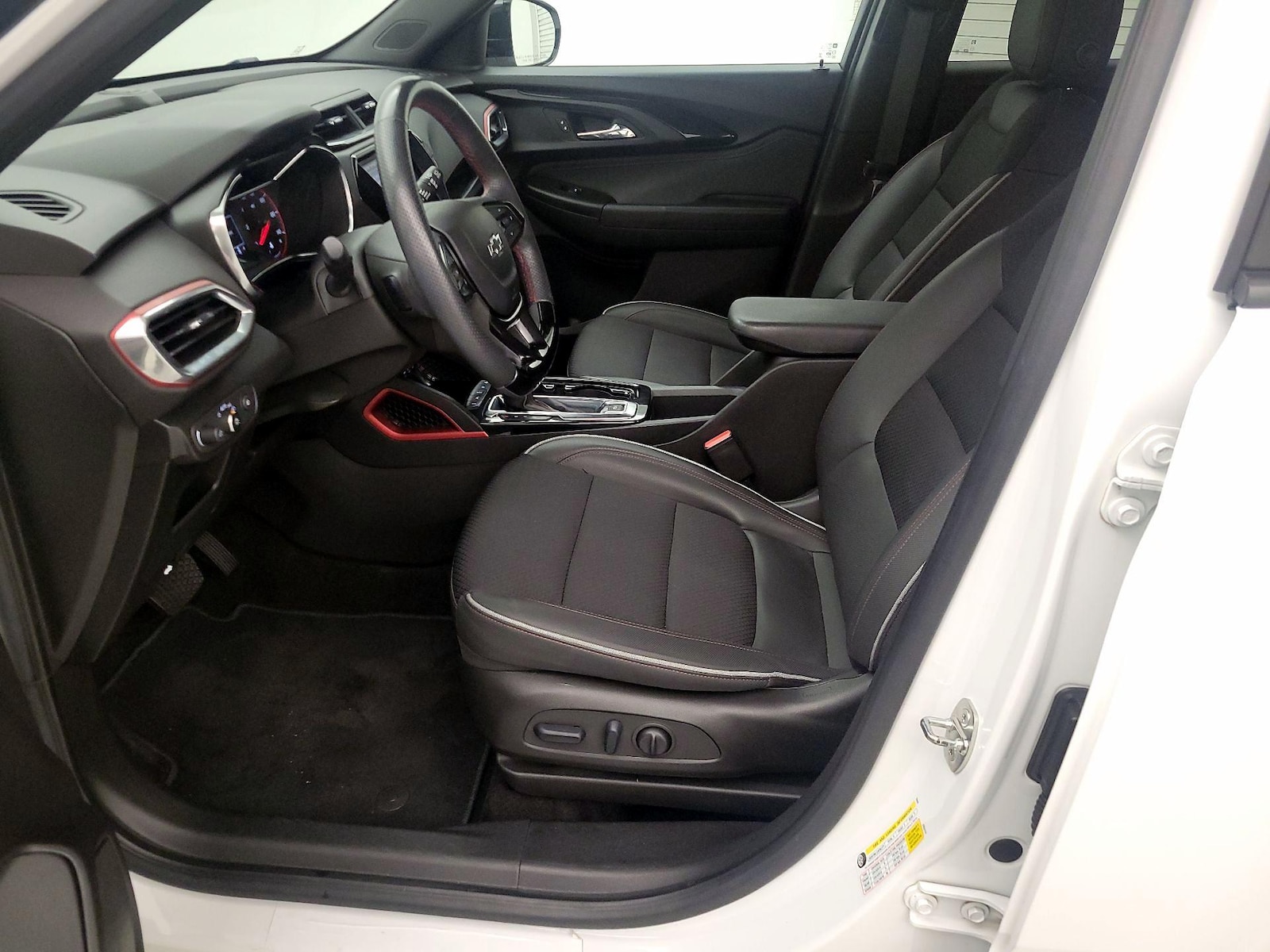 2023 Chevrolet TrailBlazer RS - Photo 12
