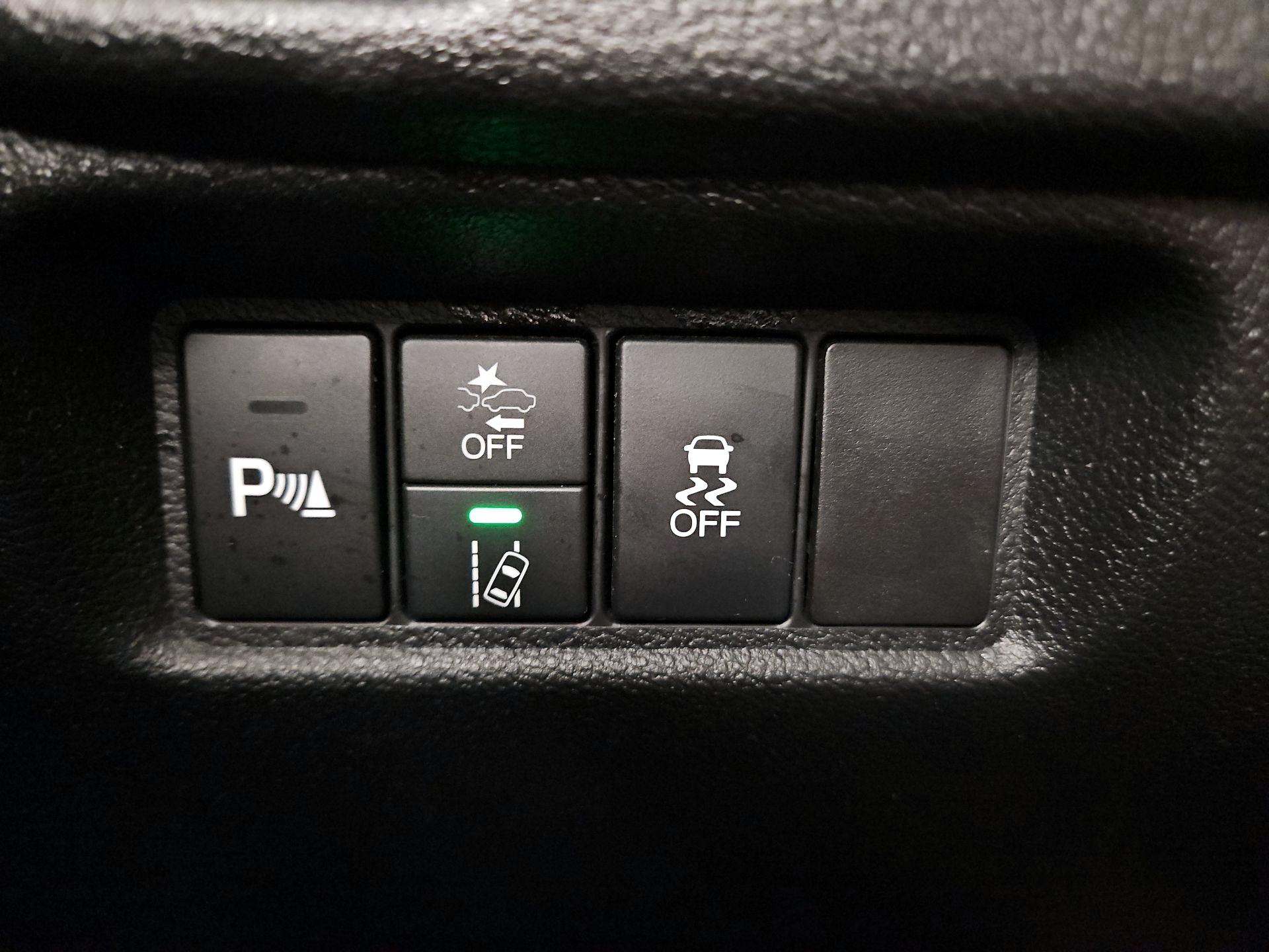 Thumbnail: 2021 Honda Passport - 11