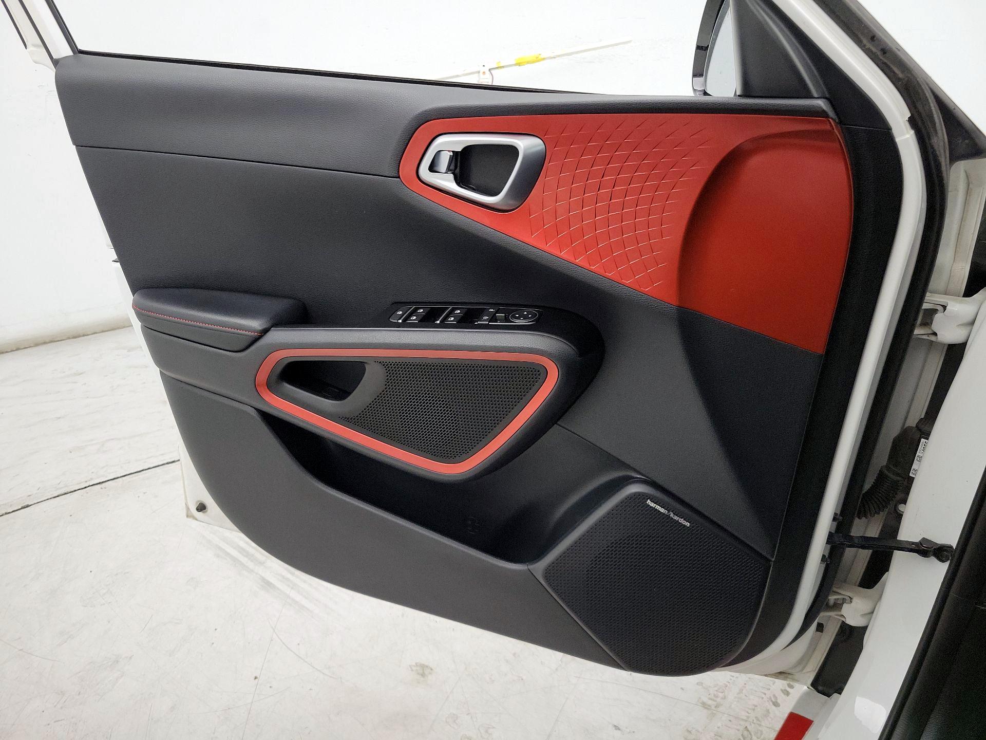 Thumbnail: 2021 Kia Soul - 12