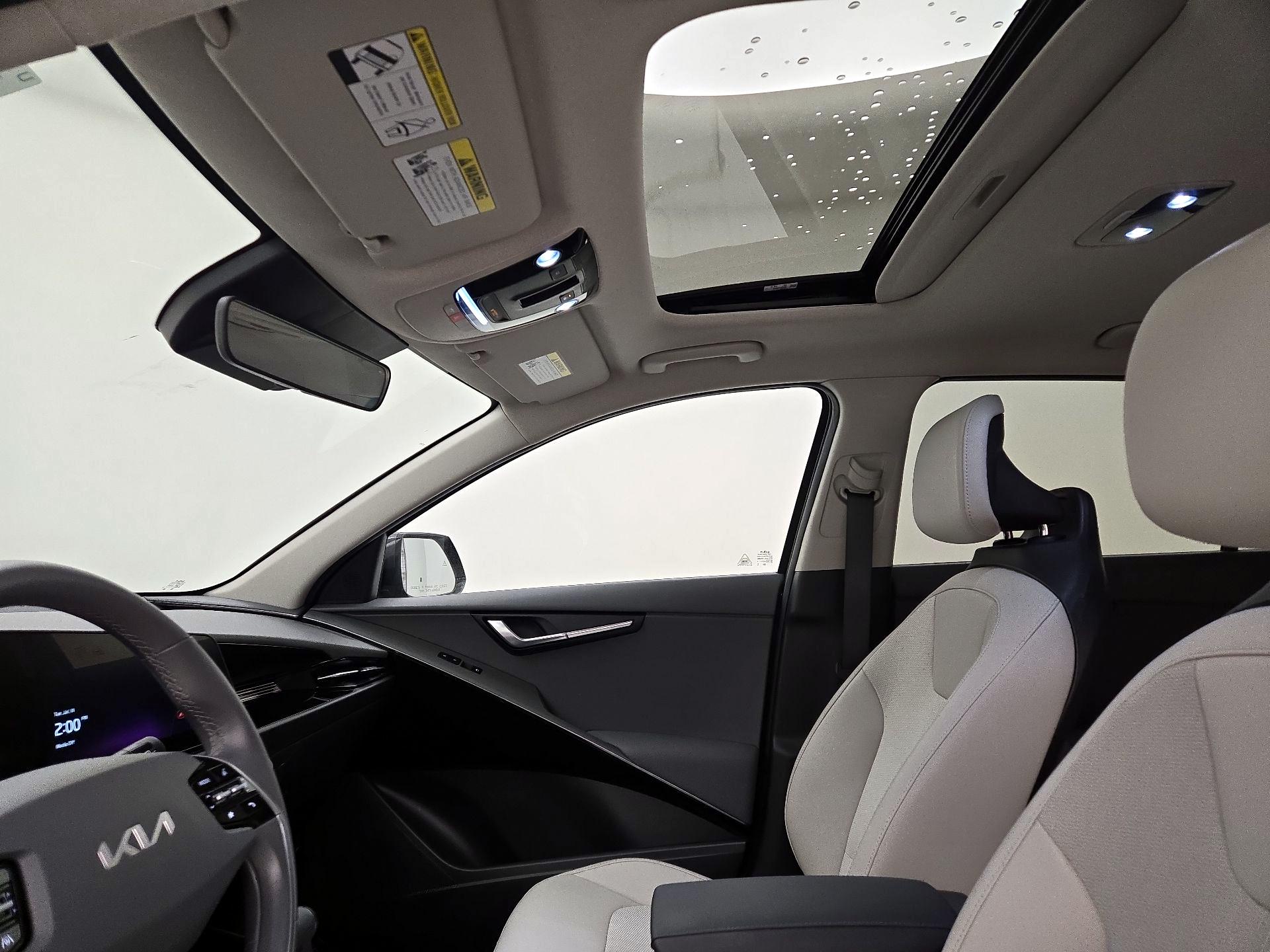 Thumbnail: 2024 Kia Niro - 20