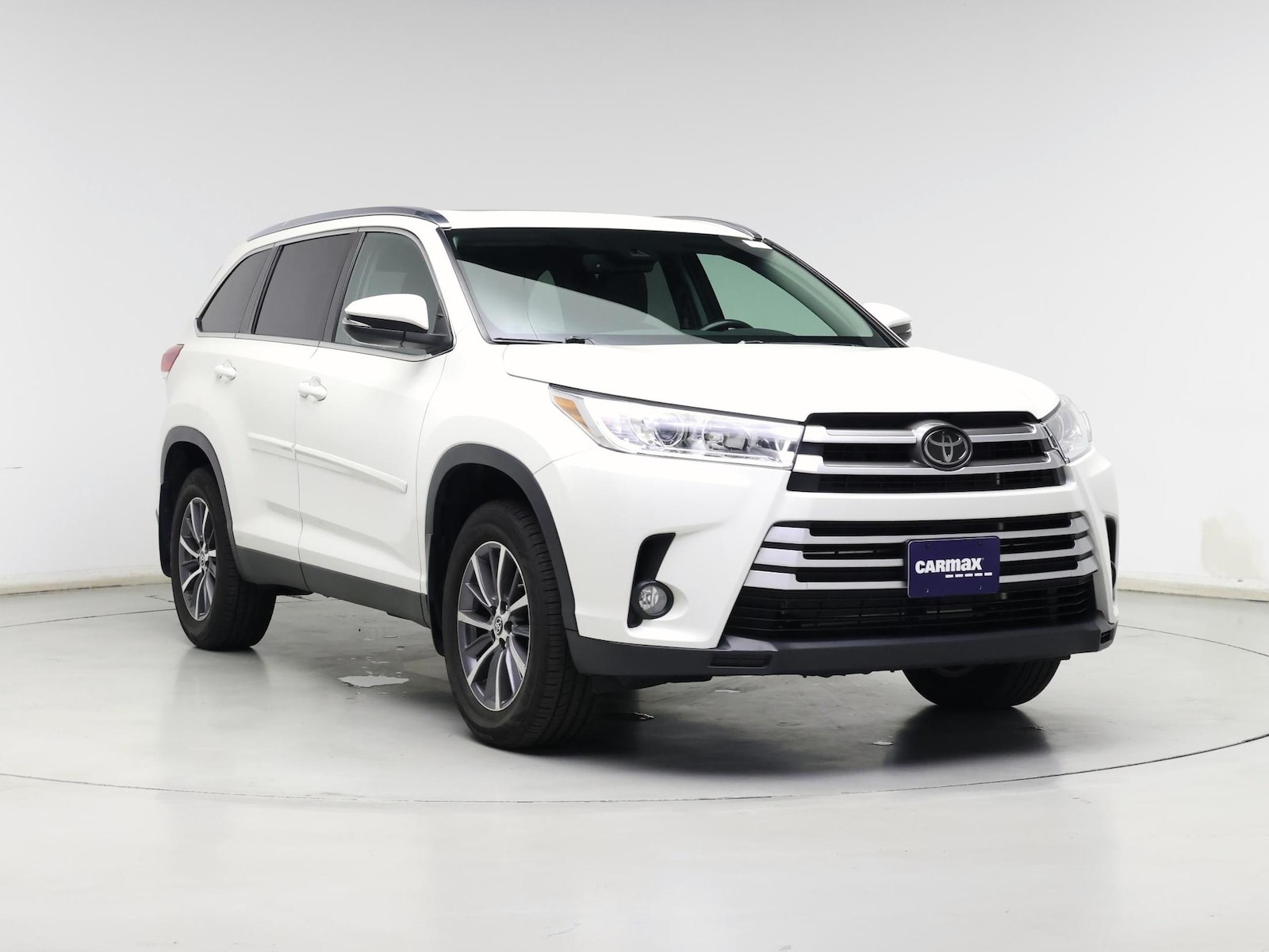 2019 Toyota Highlander XLE - Photo 2