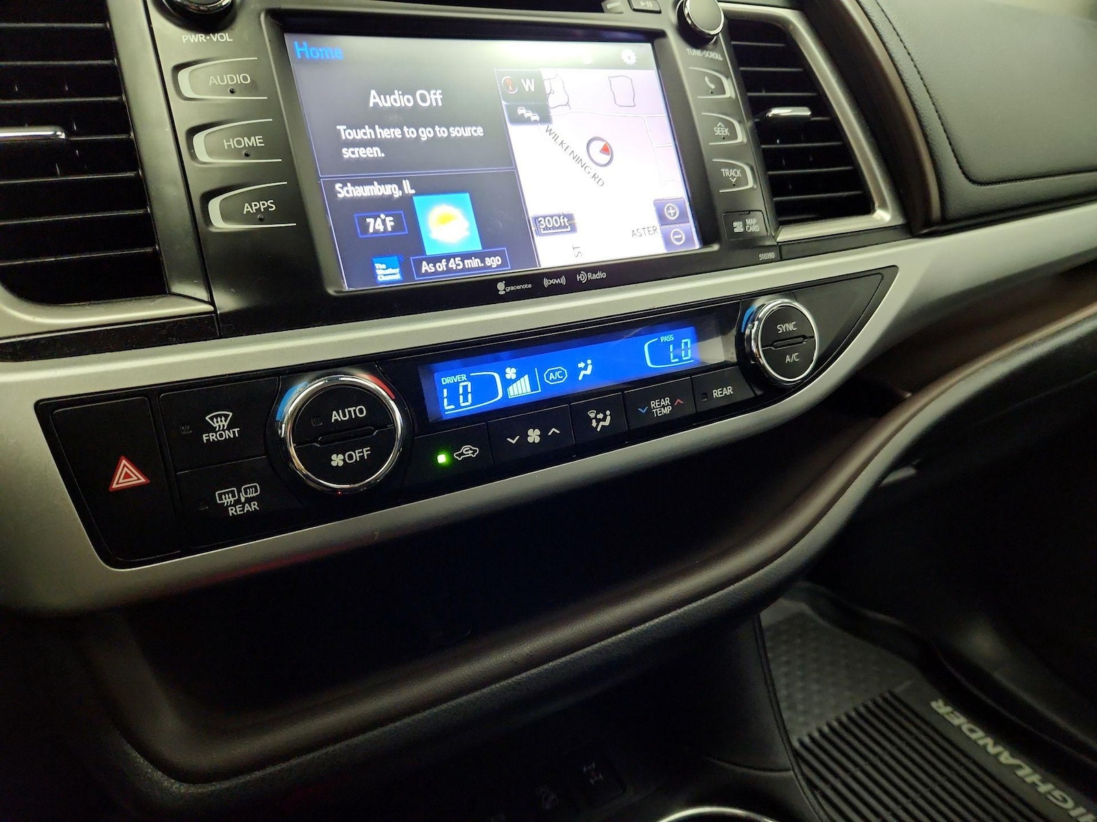 2019 Toyota Highlander XLE - Photo 17
