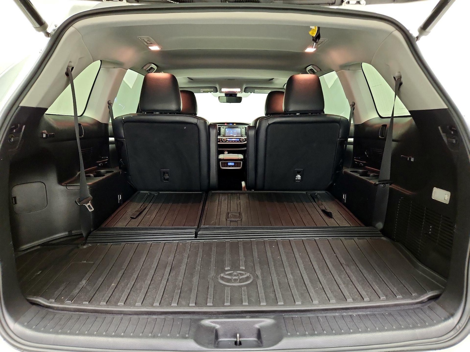 2019 Toyota Highlander XLE - Photo 24