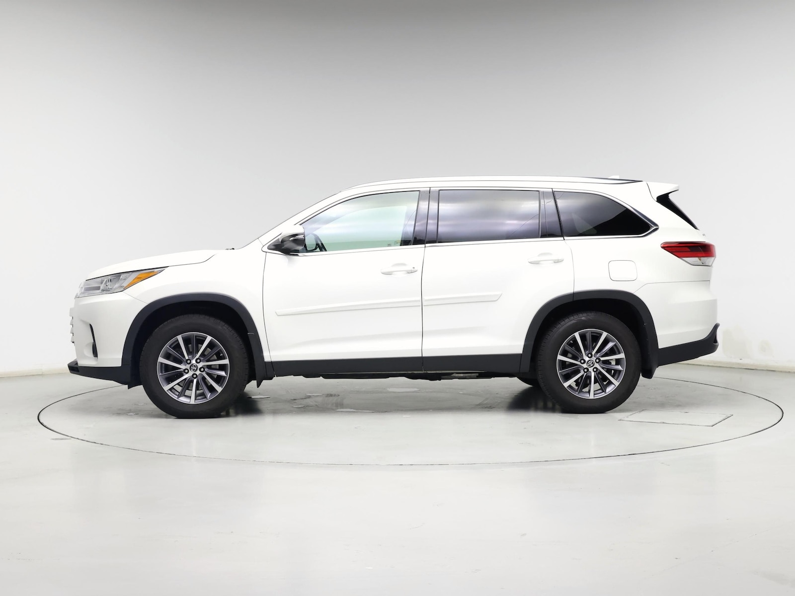 2019 Toyota Highlander XLE - Photo 4