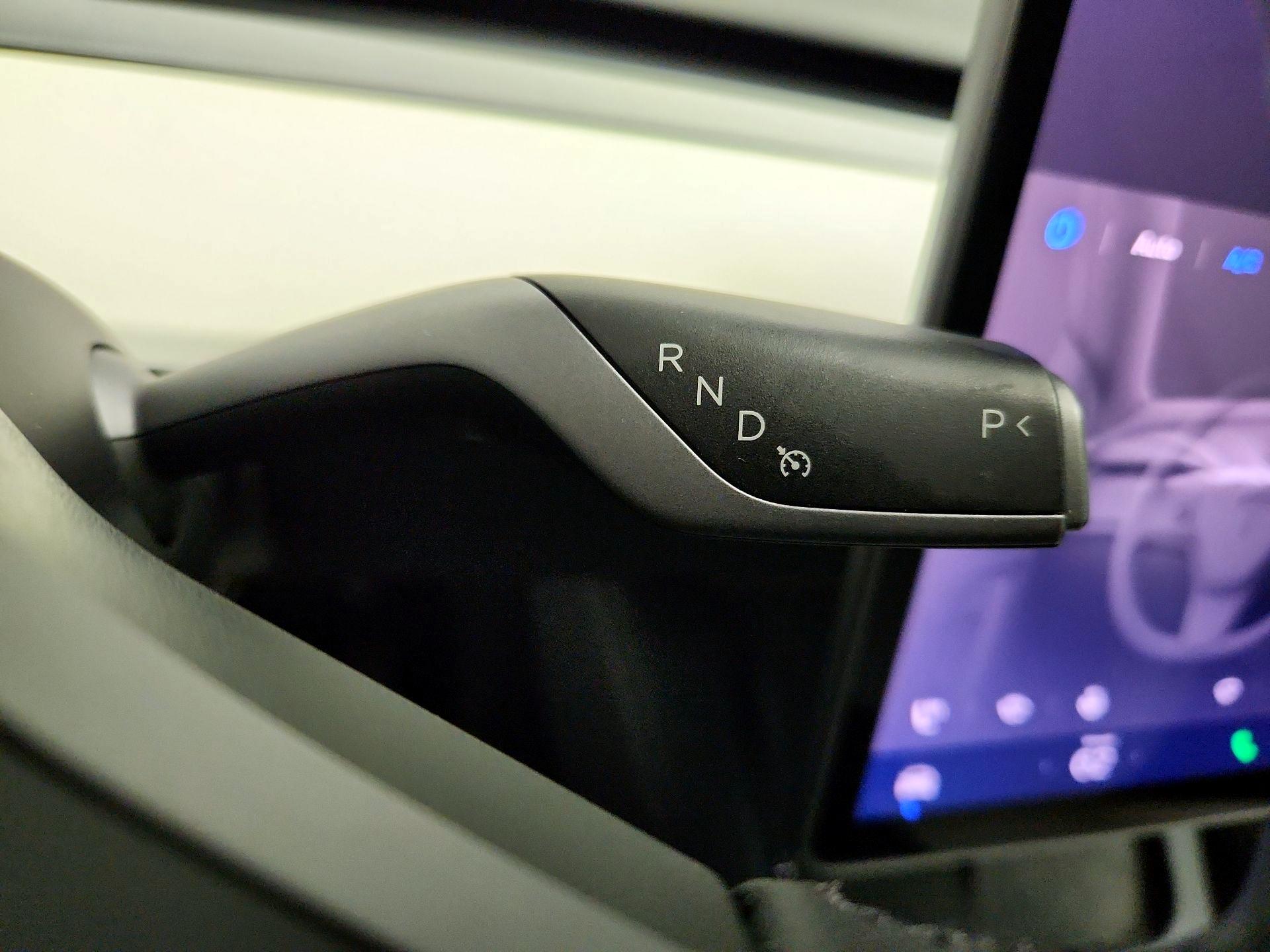 Thumbnail: 2025 Tesla Model Y - 17