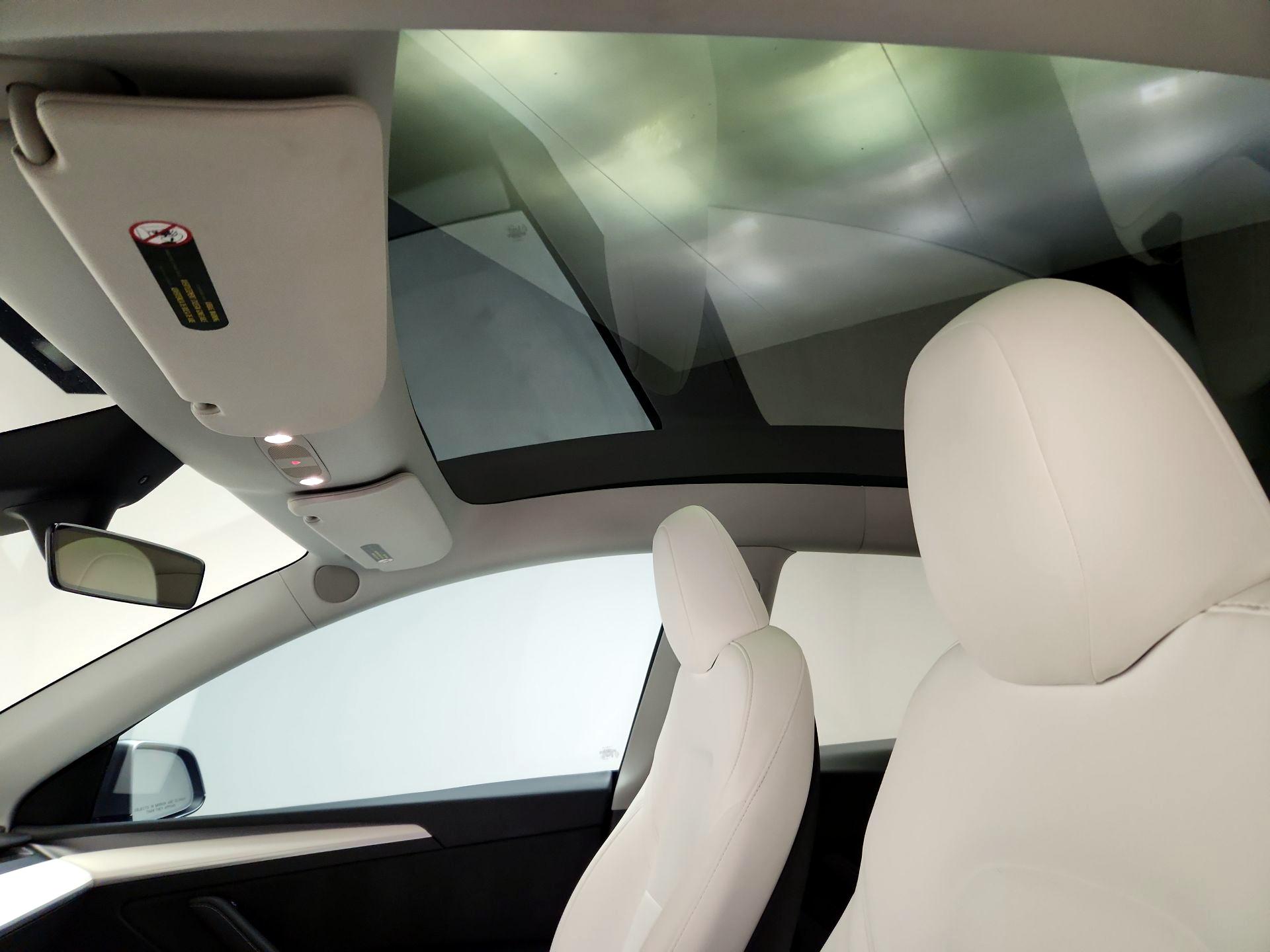 Thumbnail: 2025 Tesla Model Y - 18