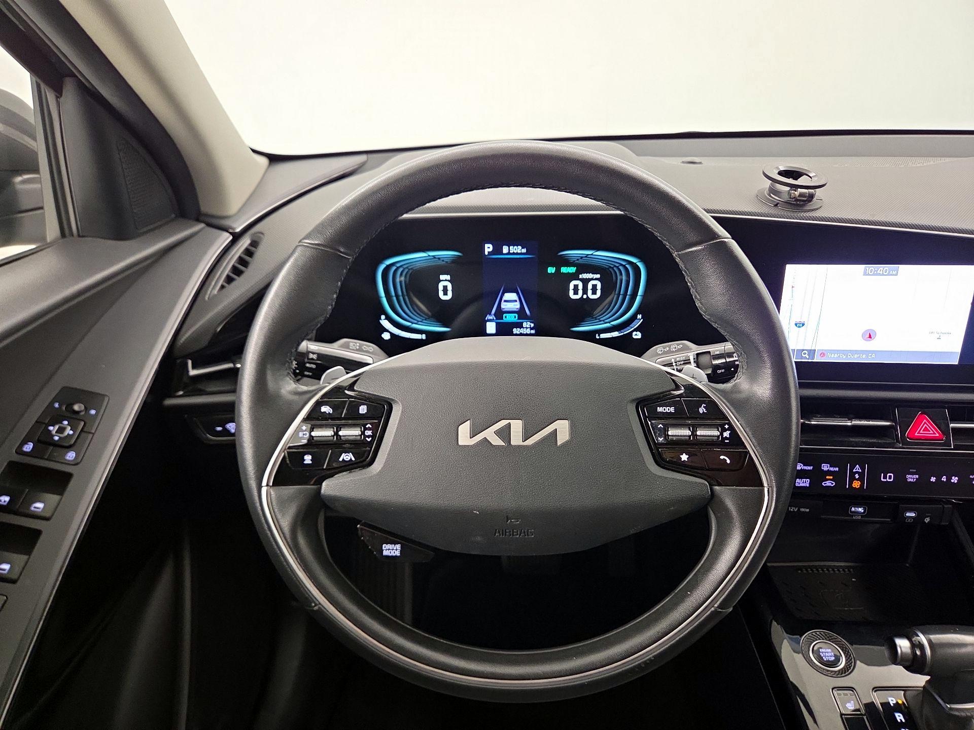 Thumbnail: 2023 Kia Niro - 10