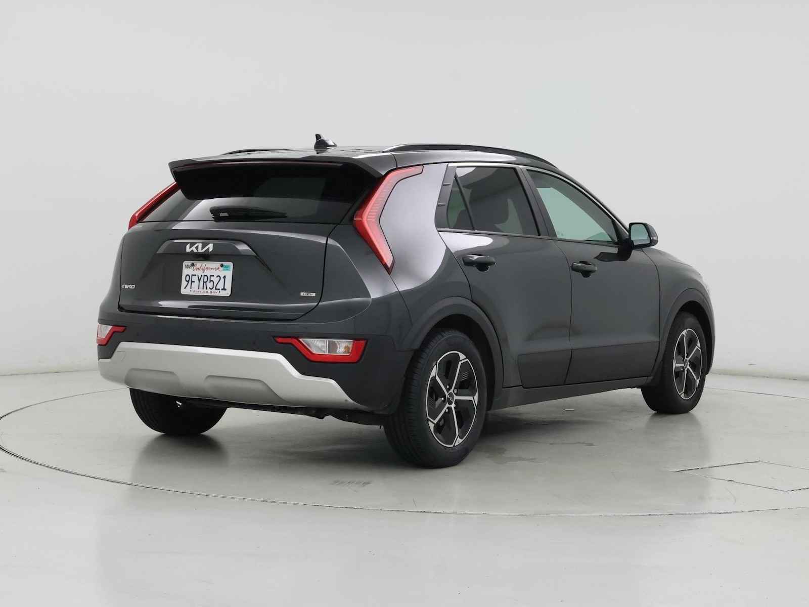 2023 Kia Niro EX - Photo 9