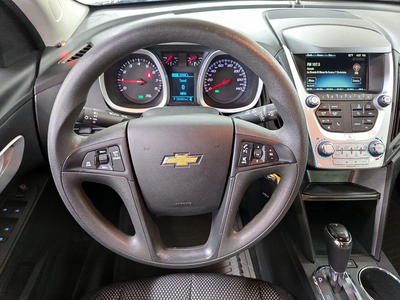 2016 Chevrolet Equinox L - Photo 11